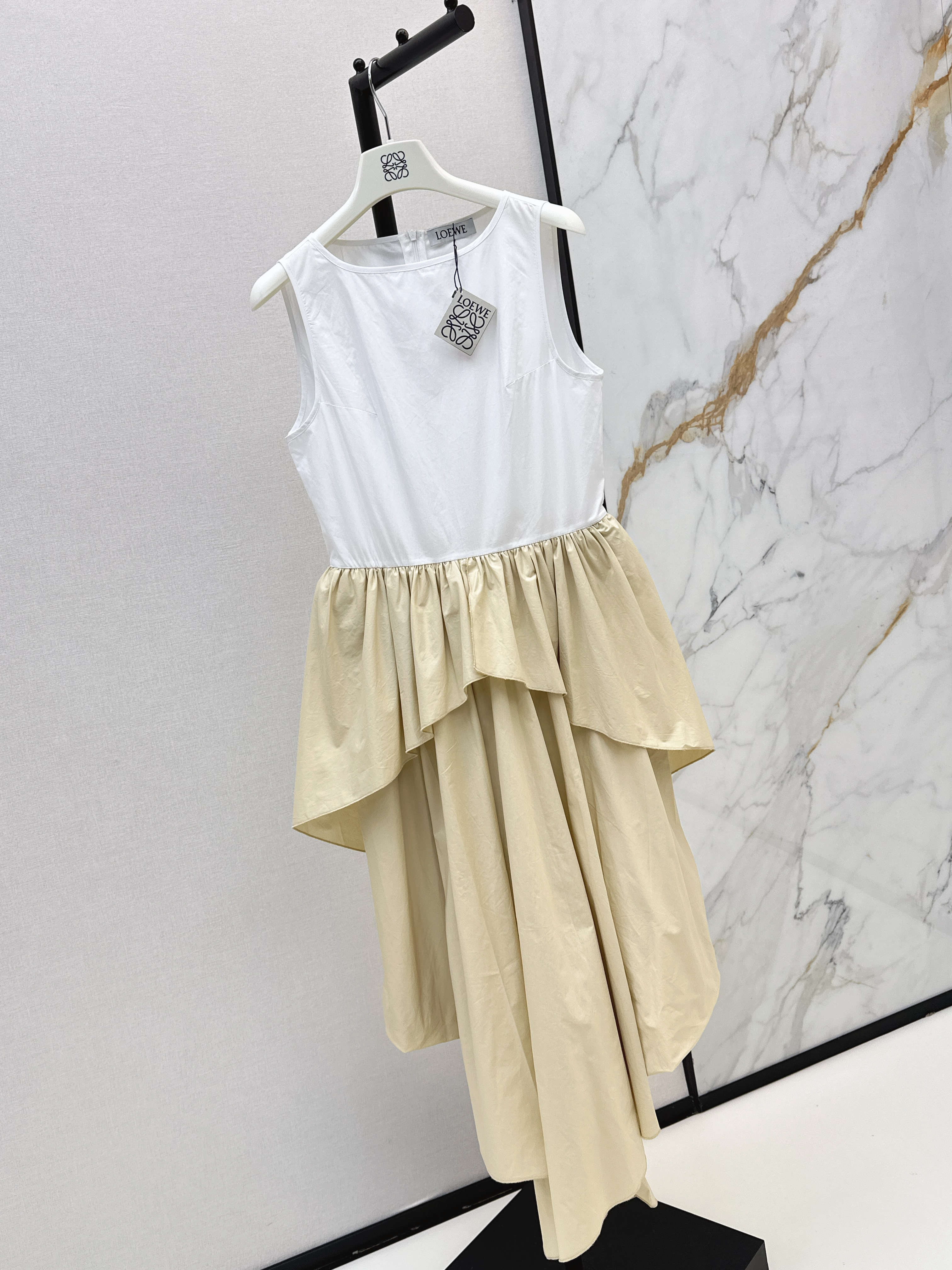 Loe 26ss Sleeveless Ruffle Midi Dress