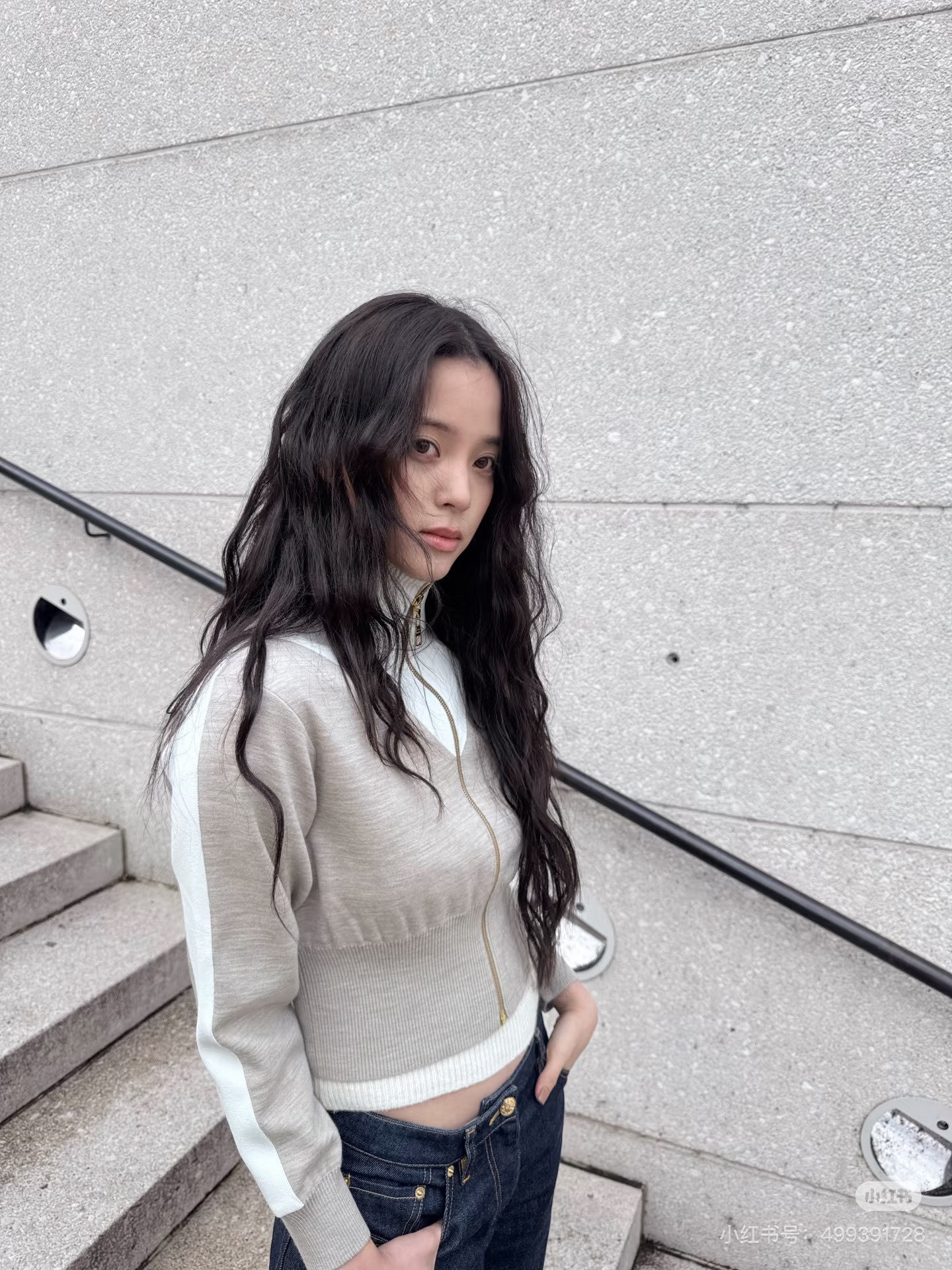 Louis 26ss stand-collar knitted jacket