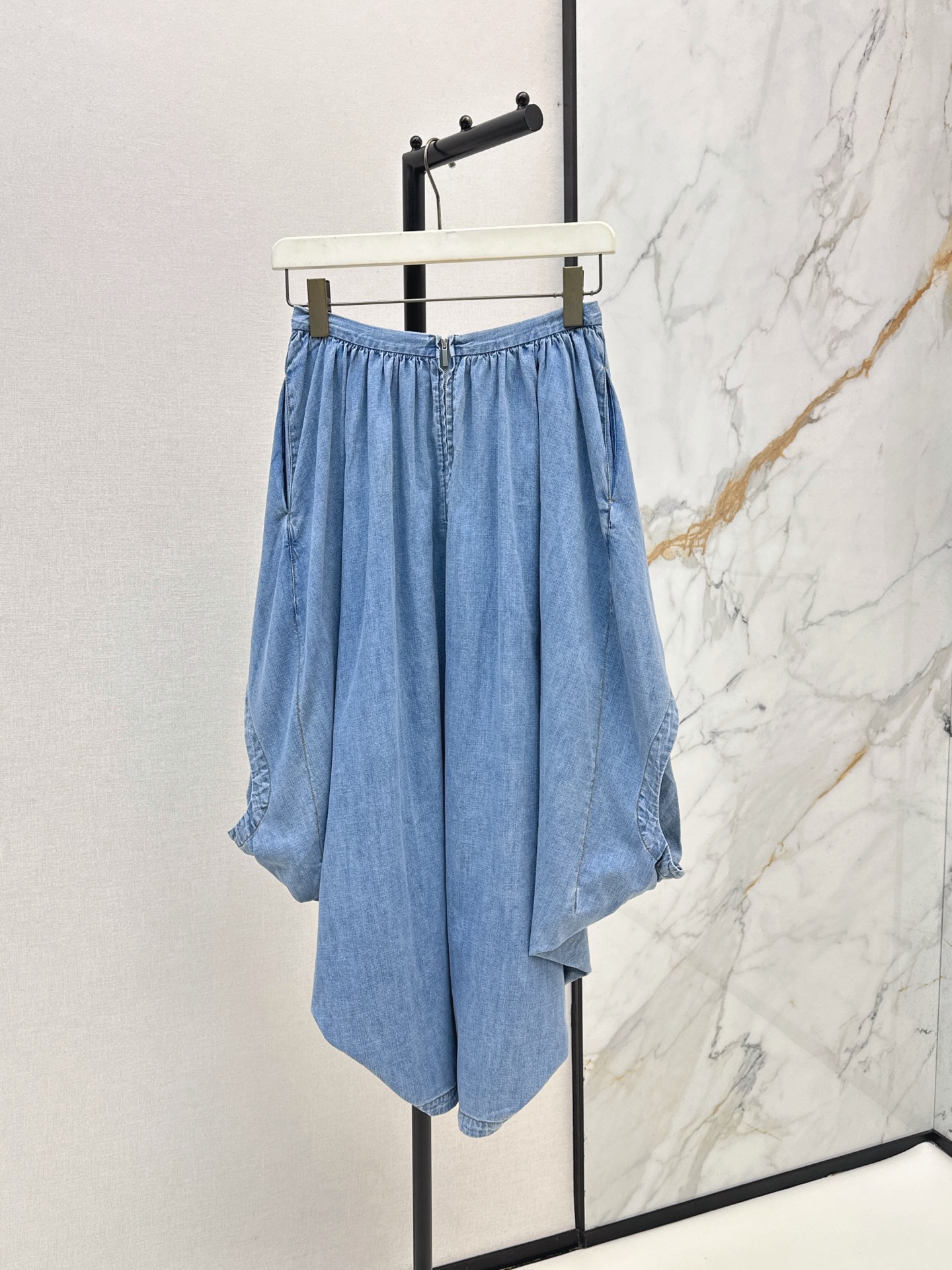 Loe 26ss asymmetrical ruffle denim skirt