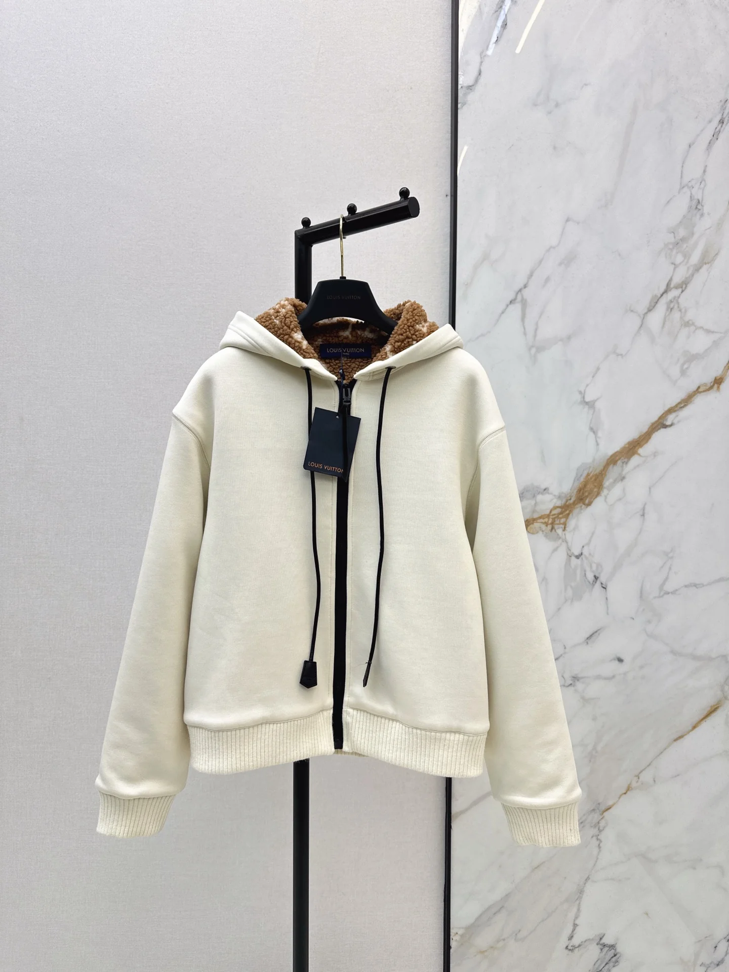 Louis 25fw drawstring jacket