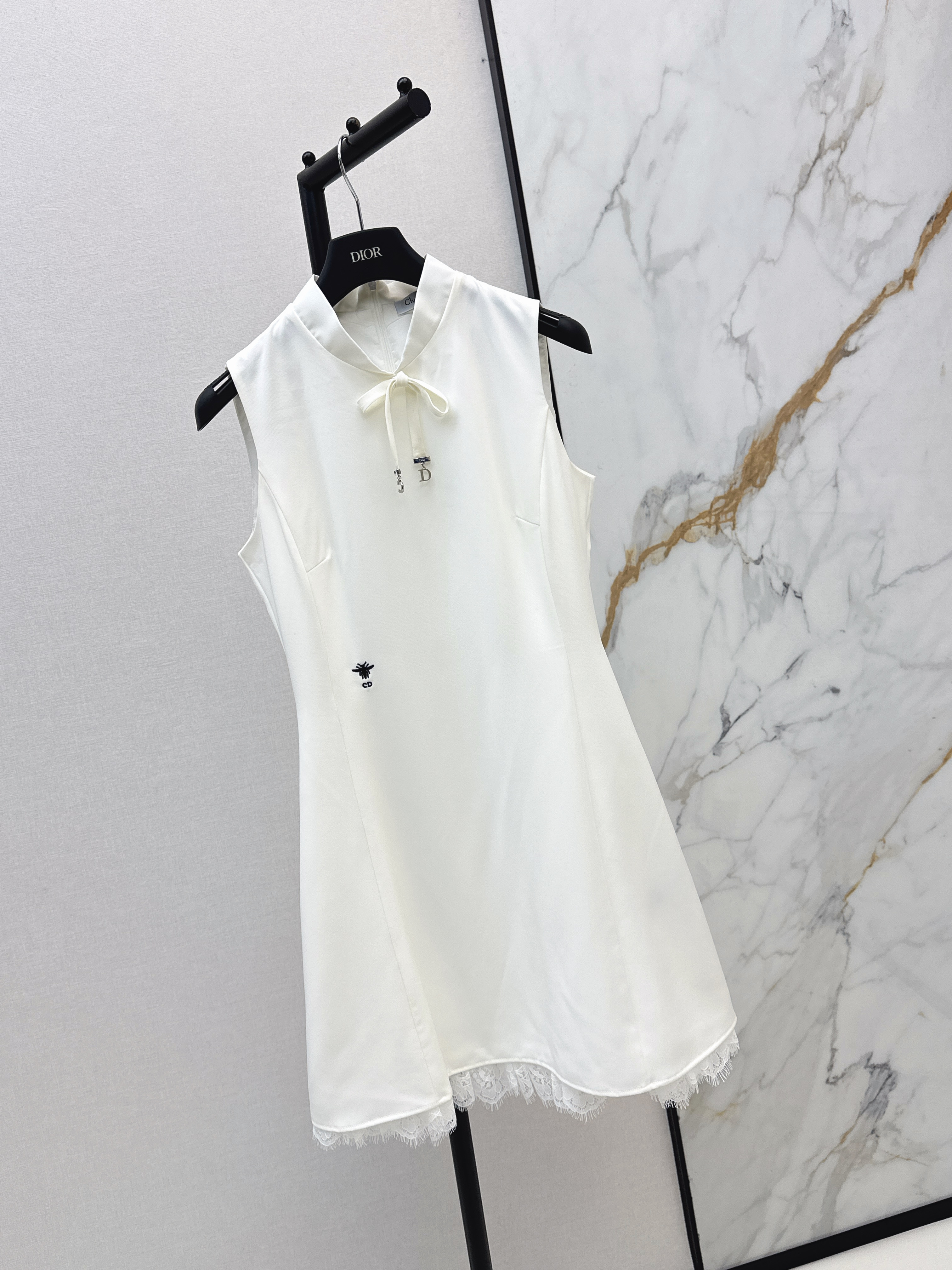 CD 26ss sleeveless mini dress