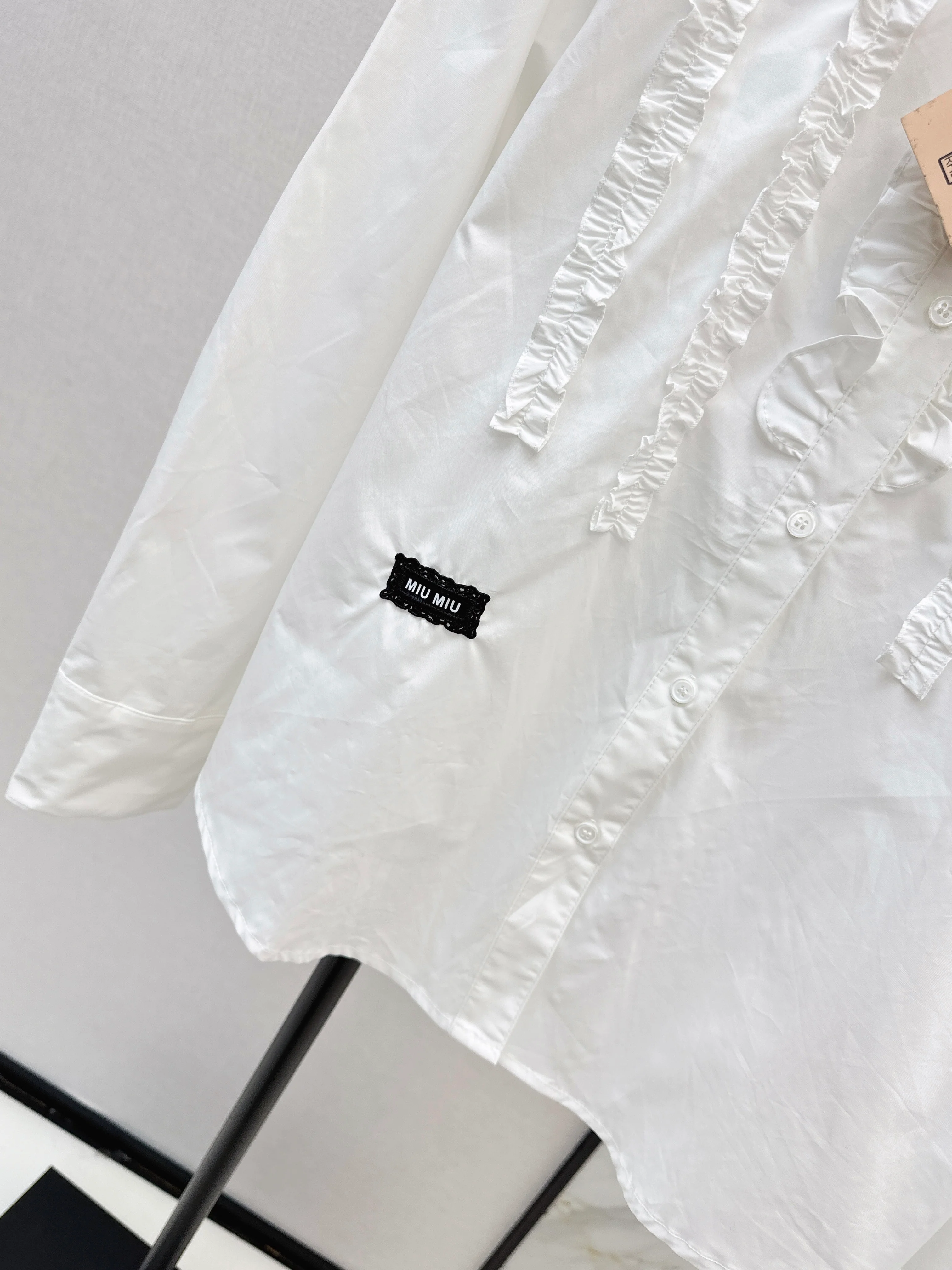 Miu 26ss ruffle-trim lace shirts