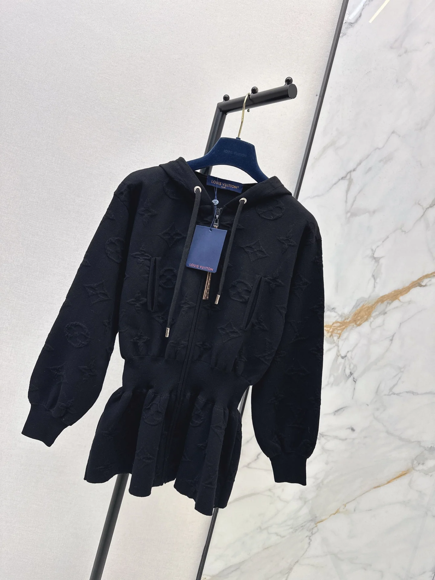 Louis 25fw hooded jacket