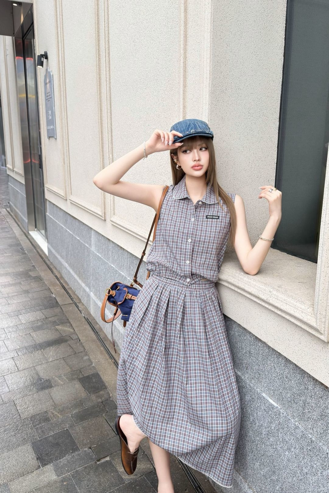 Miu 26ss check sleeveless shirt skirt set