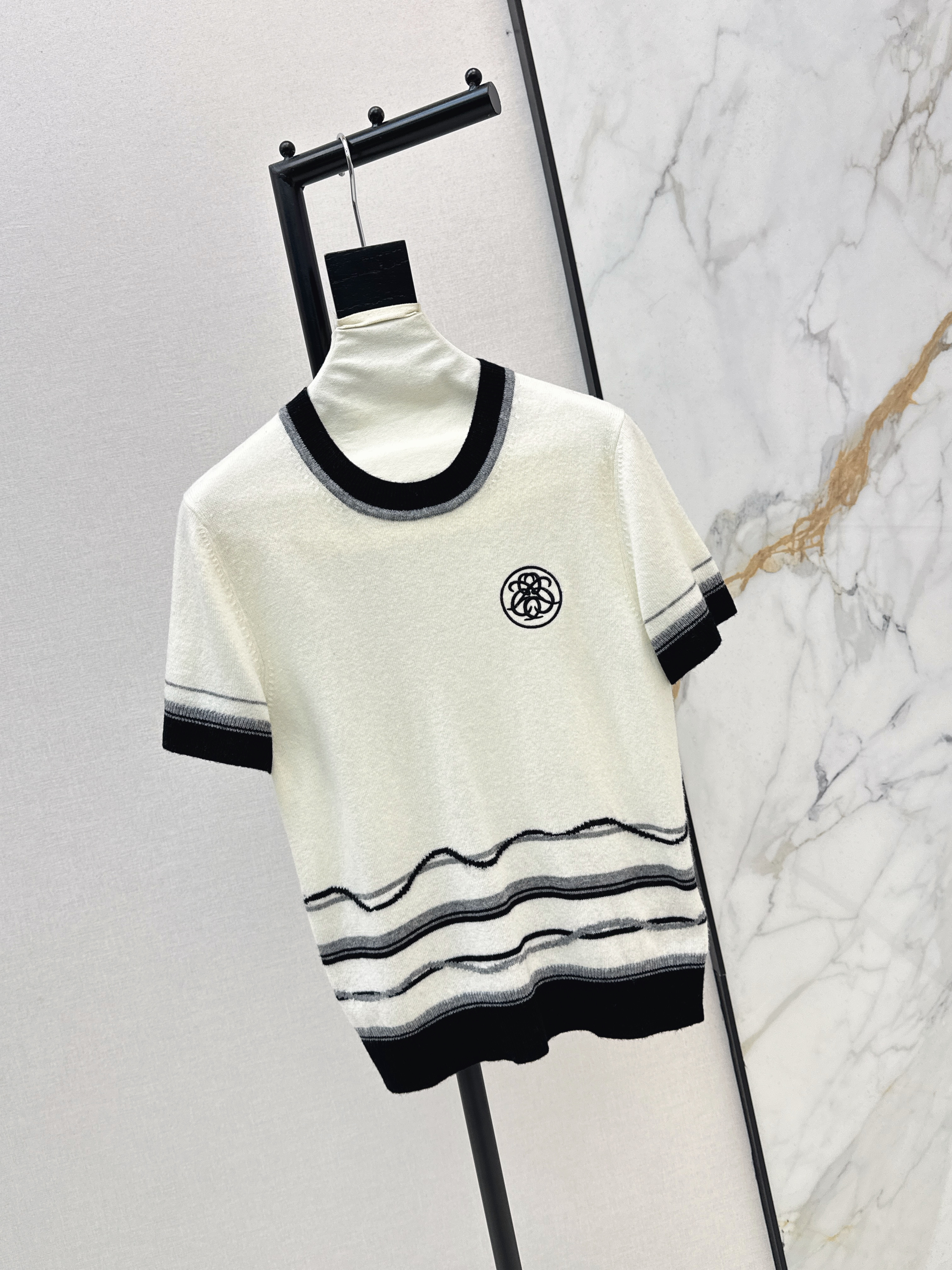Herm 26ss stripe knit sweater