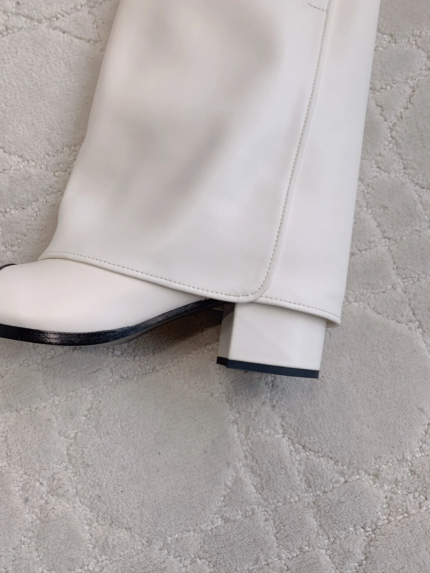 Chan 25fw cuff boots