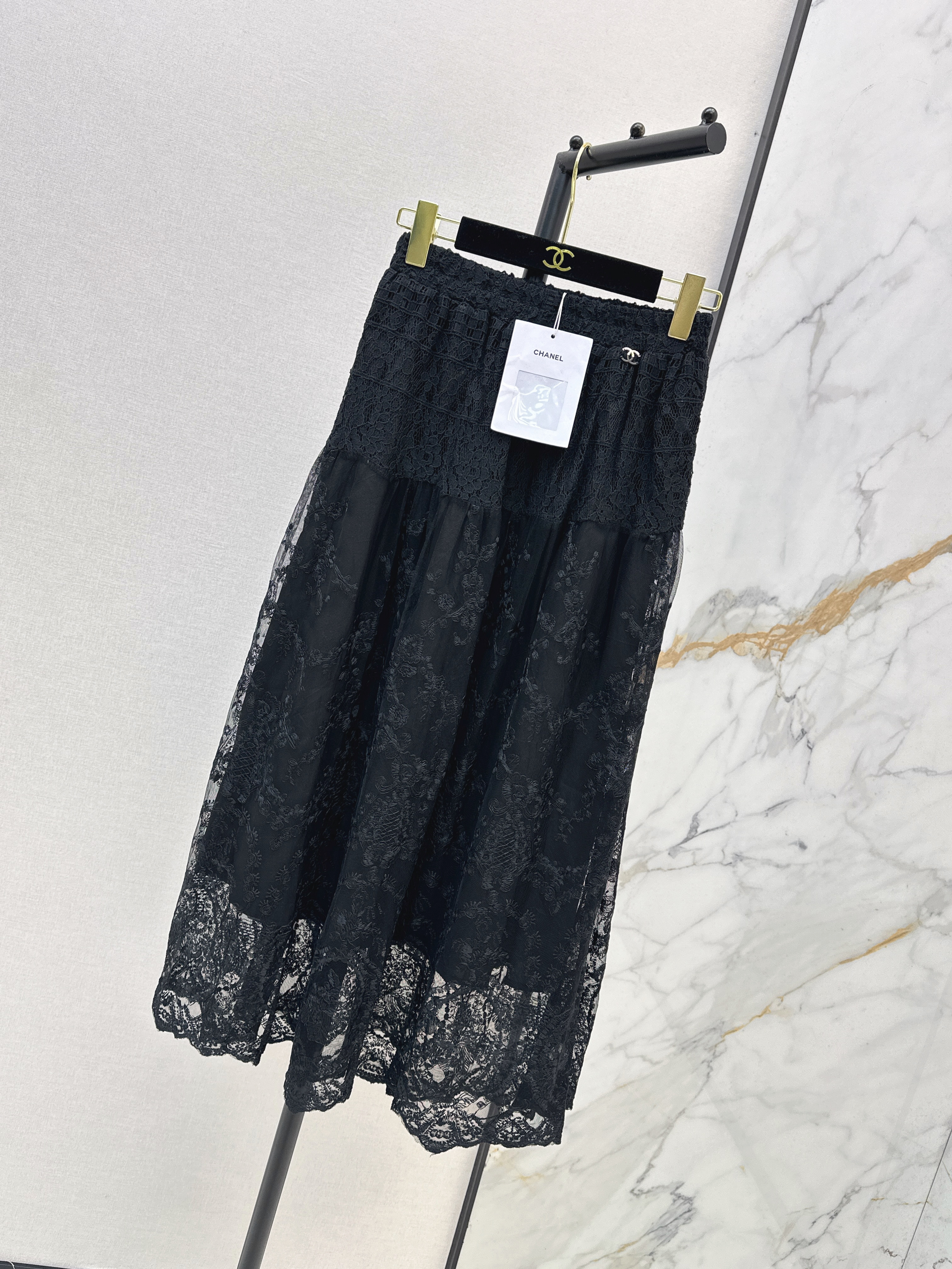 Chan 26ss lace skirt