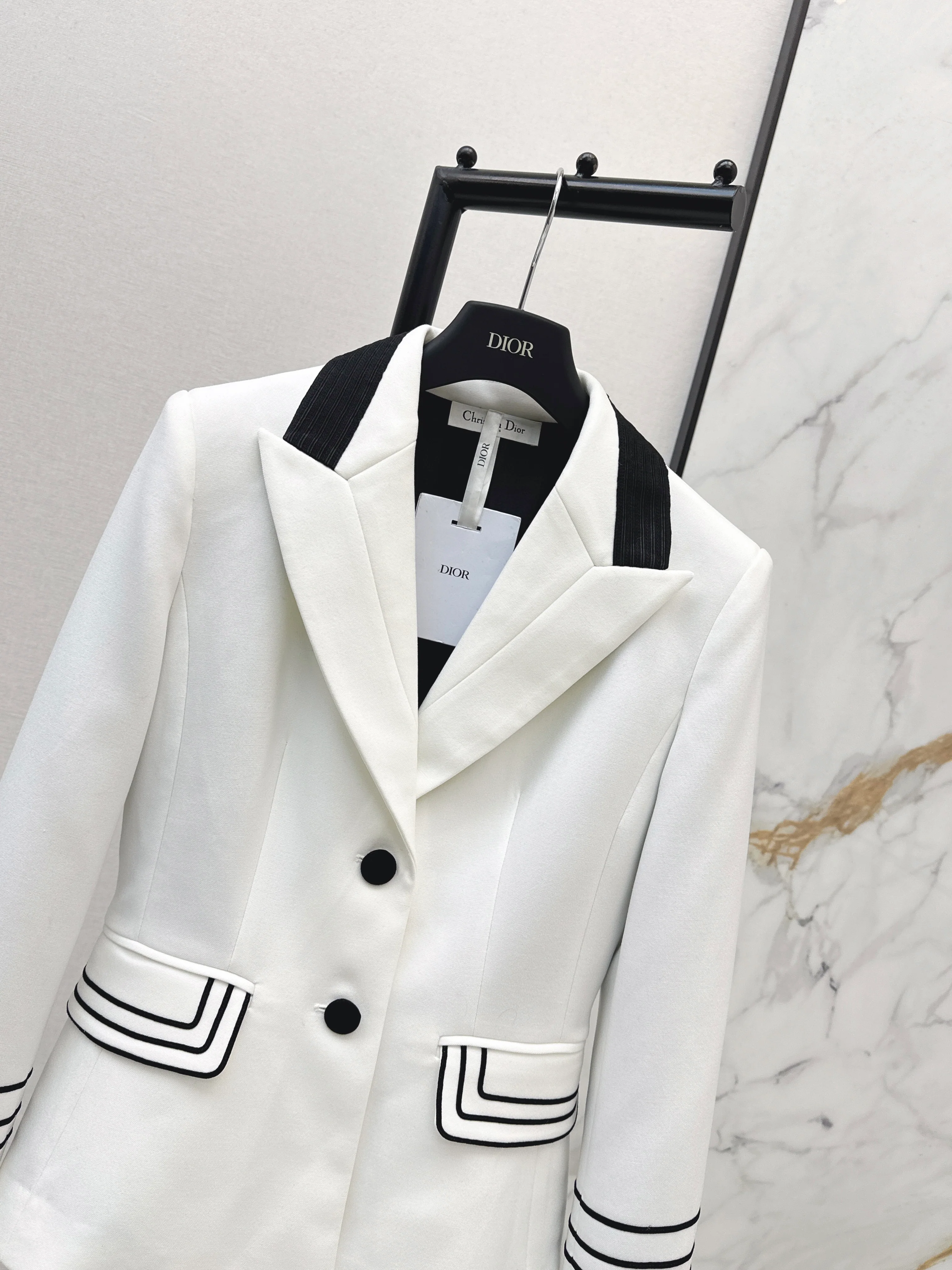 CD 26ss contract trim blazer