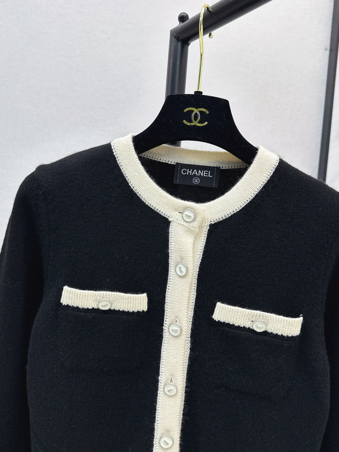 Chan 25ss knit cardigan