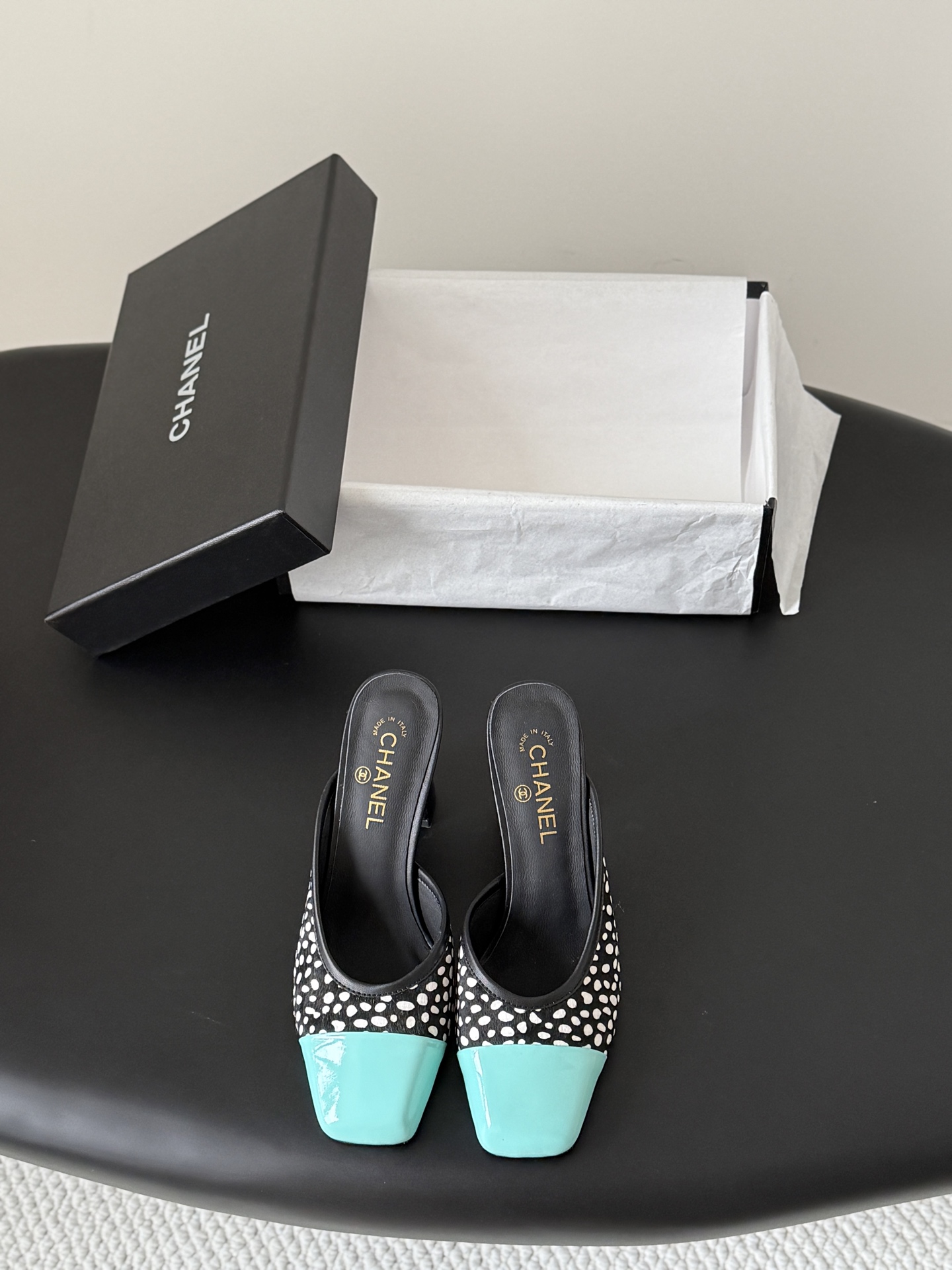 Chan 26ss square-toe mules