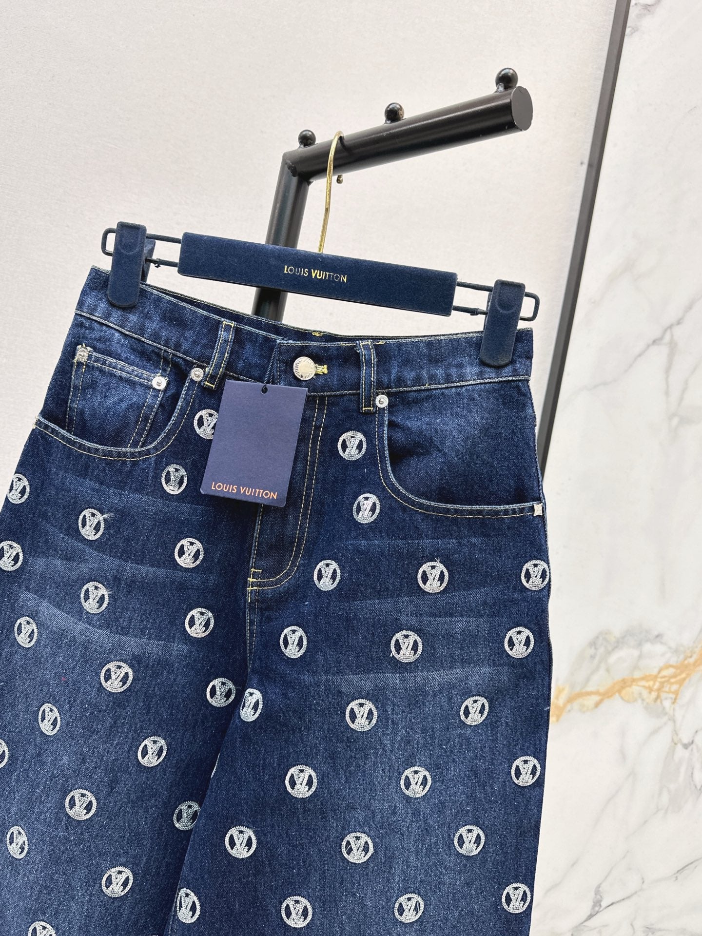 Louis 25fw embroidery jeans