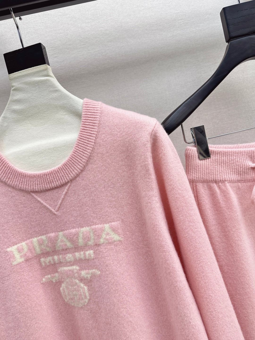 Pra 25fw sweater pants set