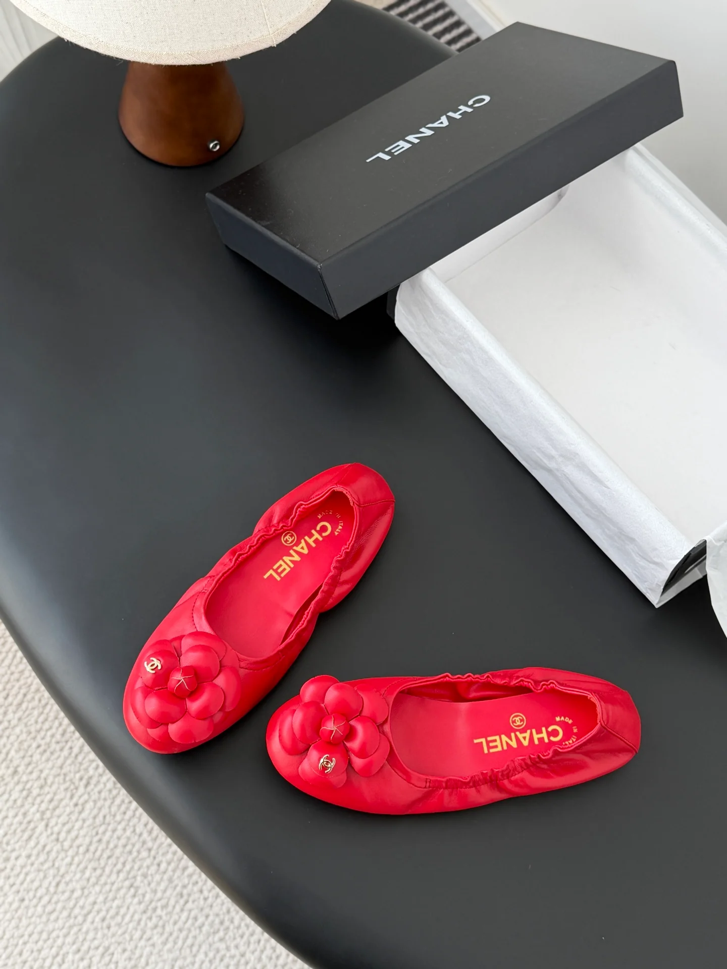 Chan 26K camellia flats