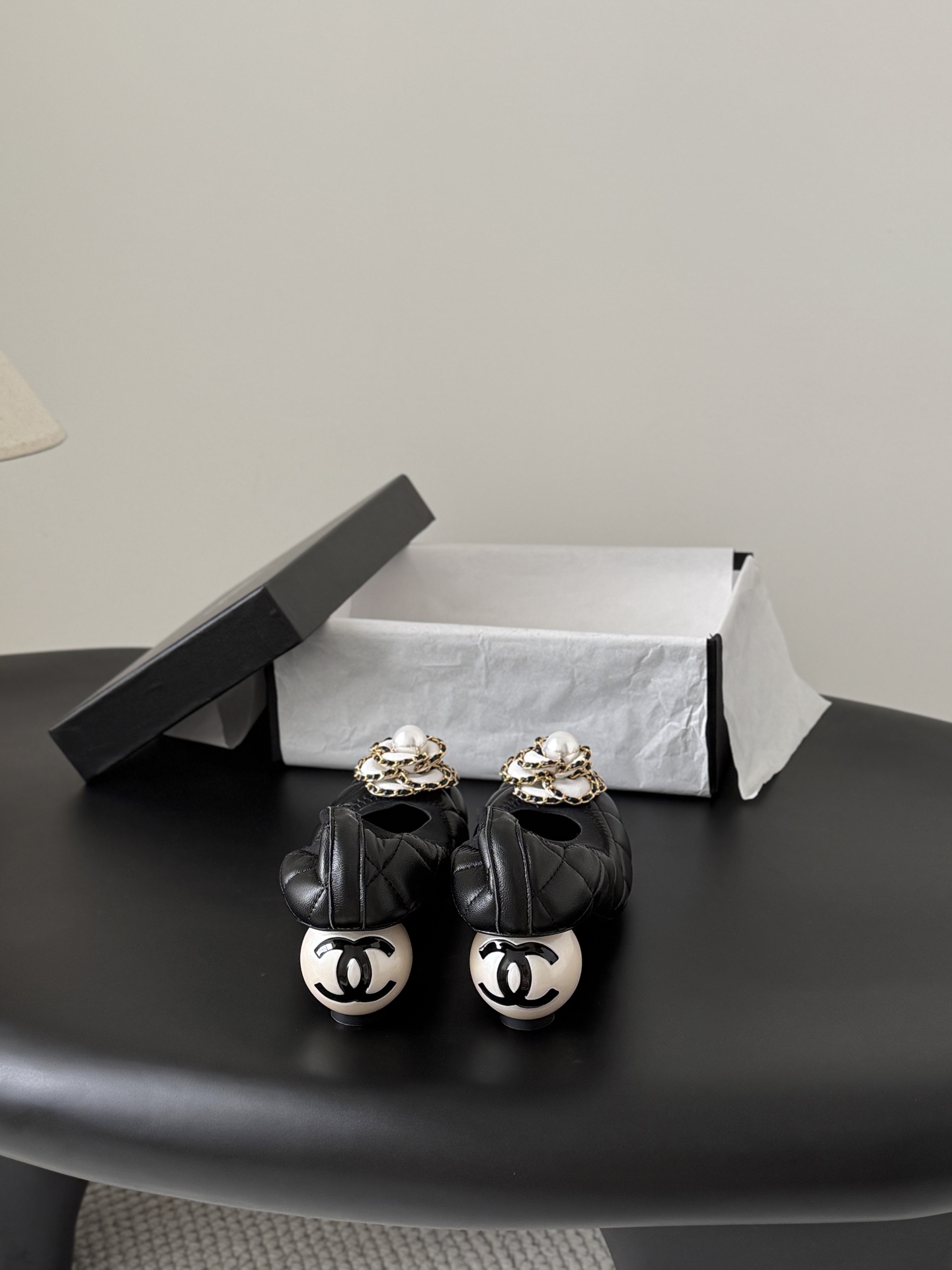 Chan 26ss camellia pumps