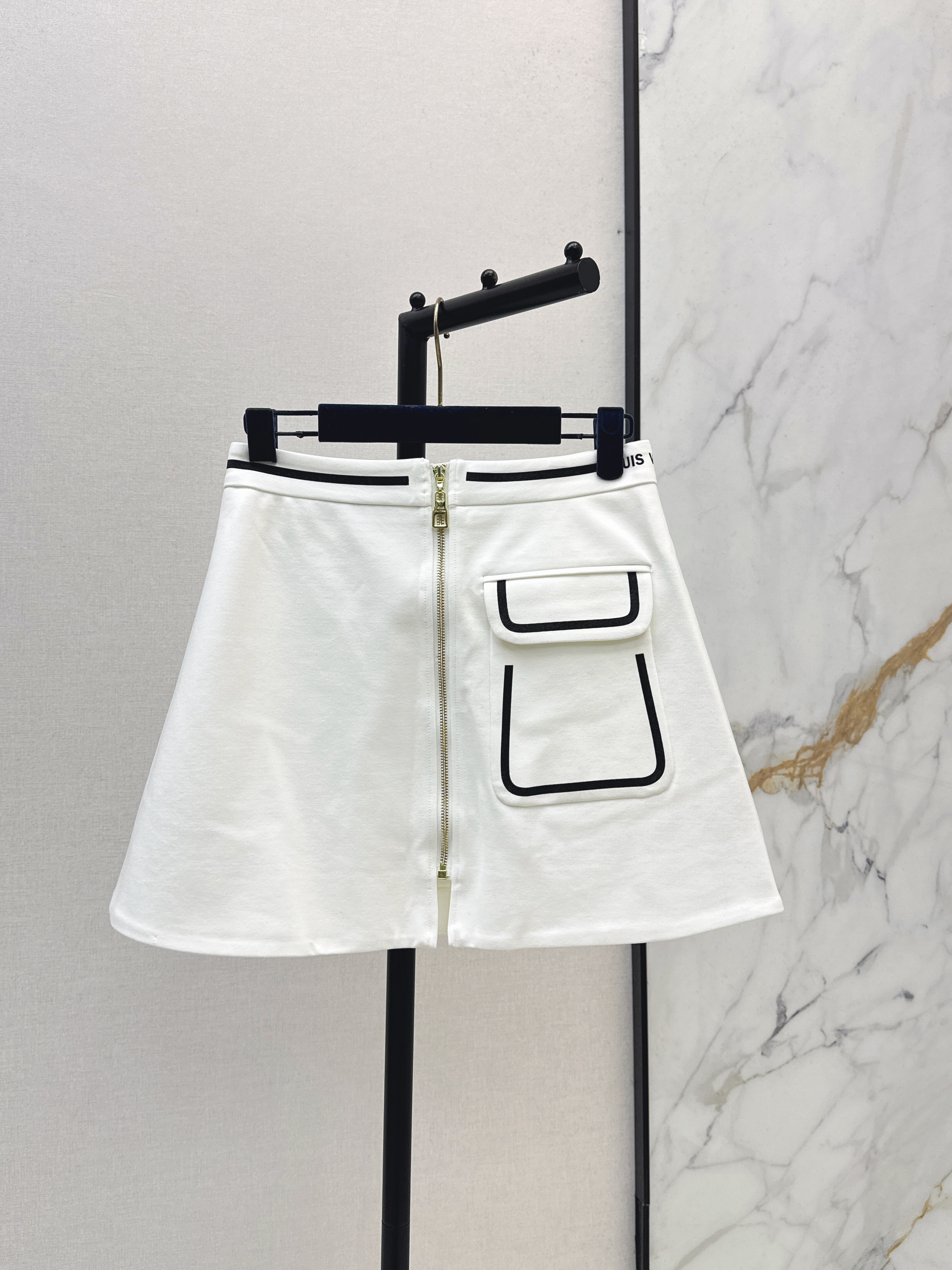 Loui 26ss A-line skirt