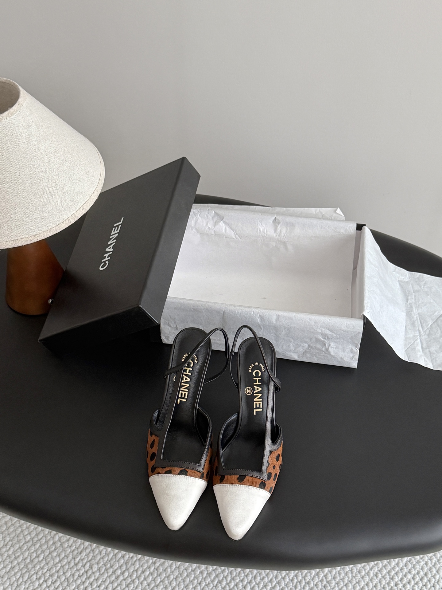 Chan 26A slingback heel