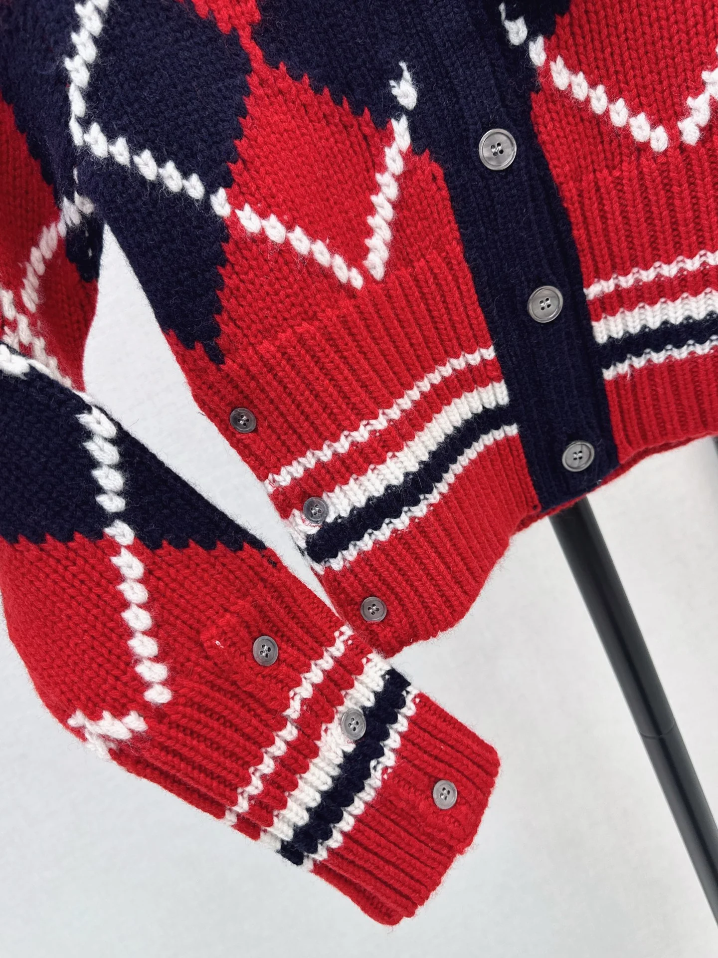 Thom 25fw jacquard cardigan