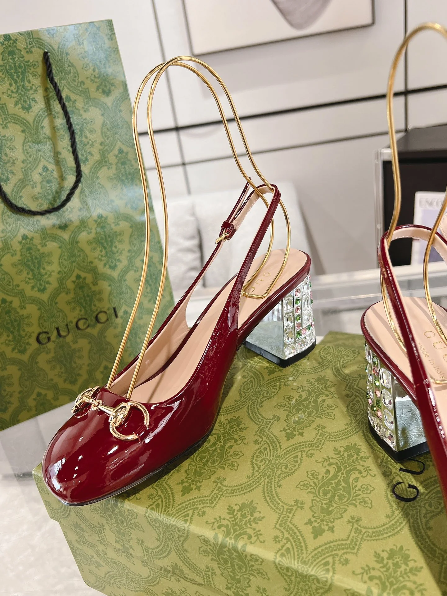 Gucc 26ss rhinestone slingback chunky heel