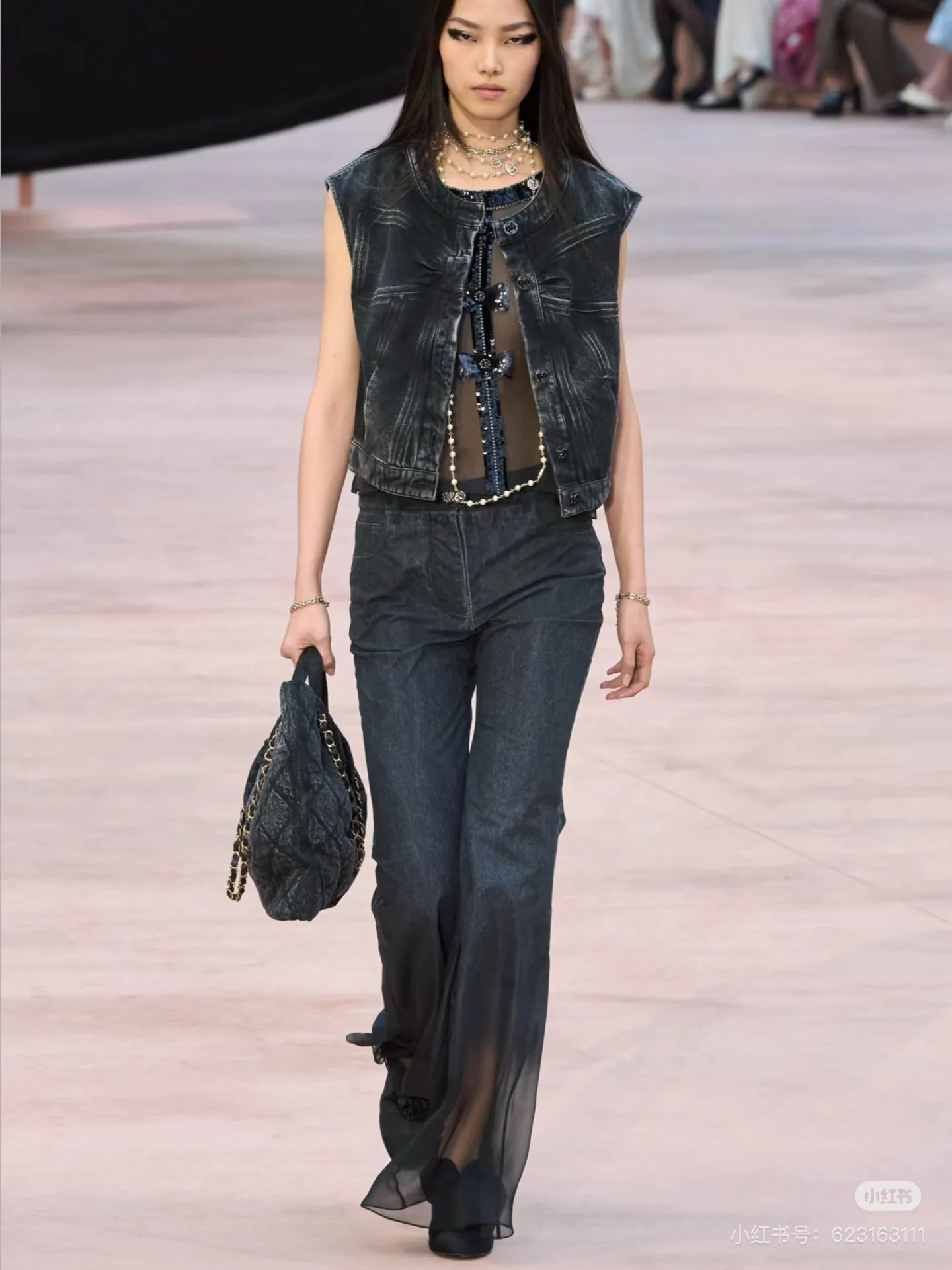 Chan 25fw bow print denim vest