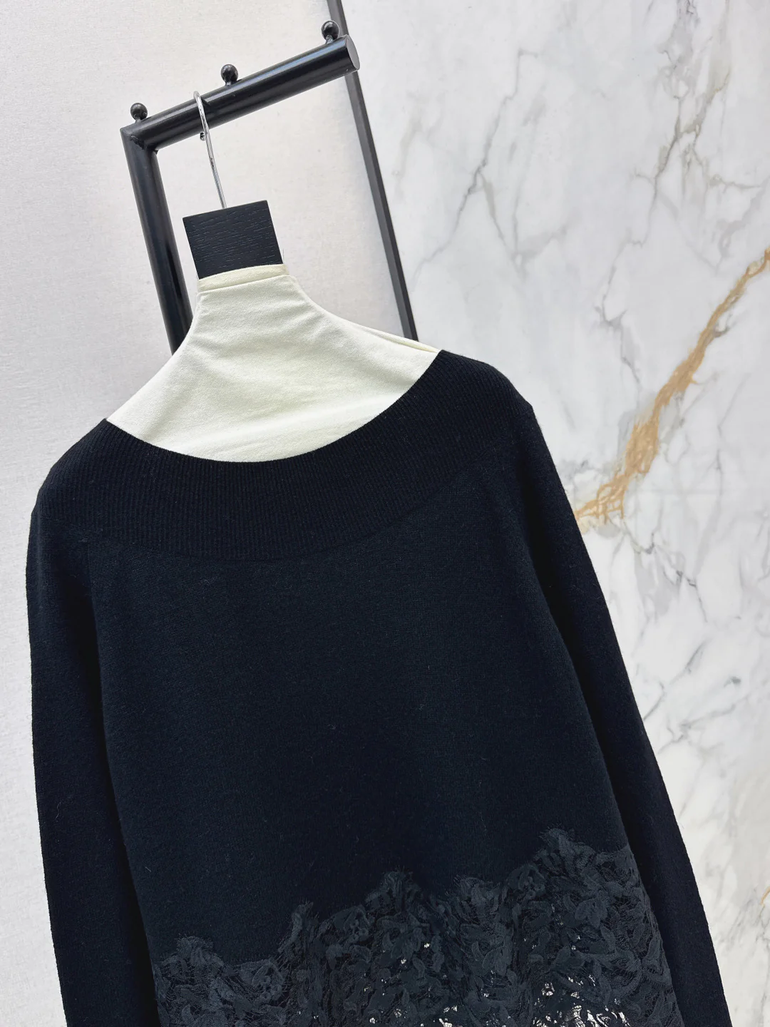 ES 26ss embroidery lace sweater