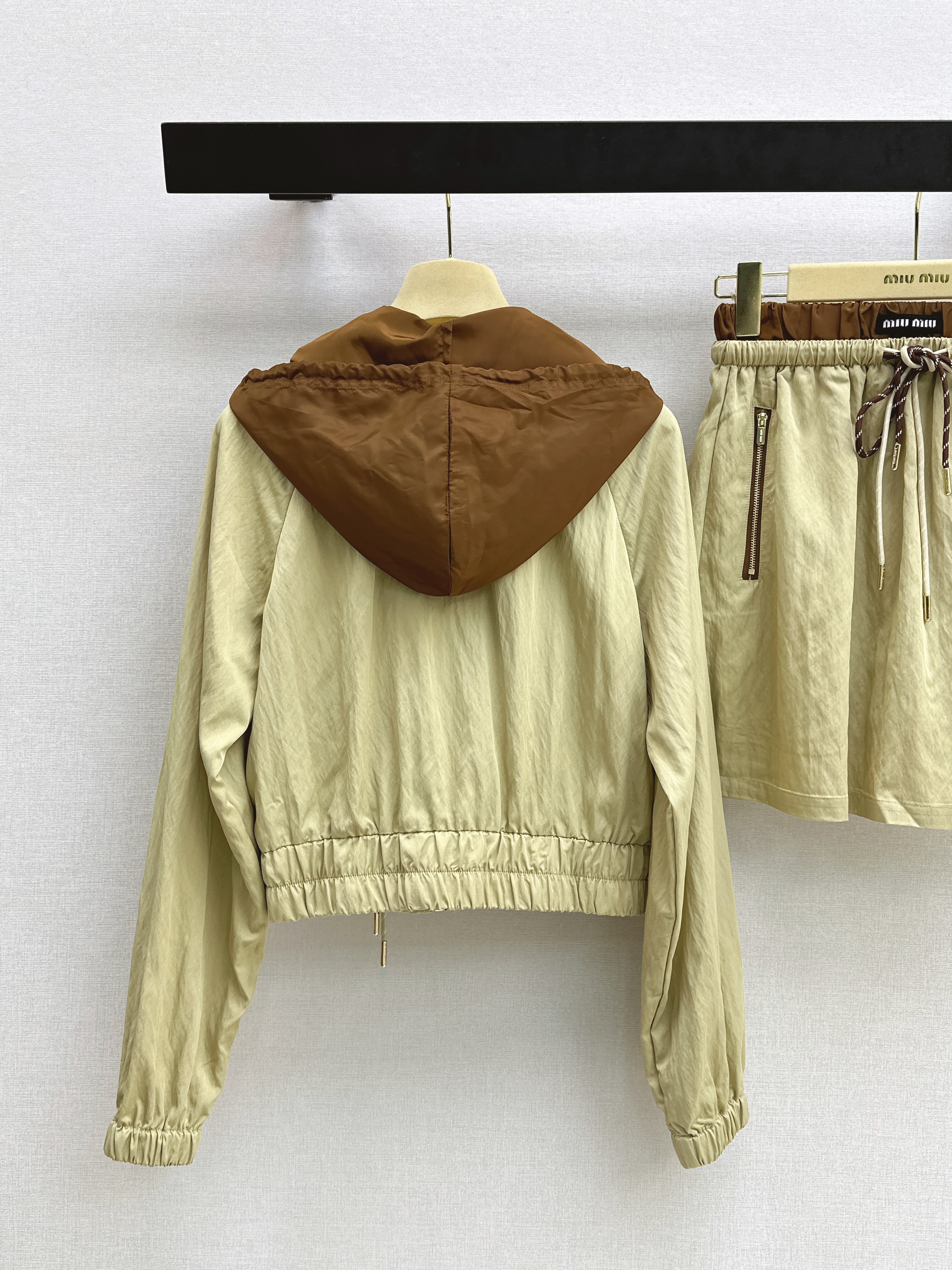 Miu 26ss causal suit