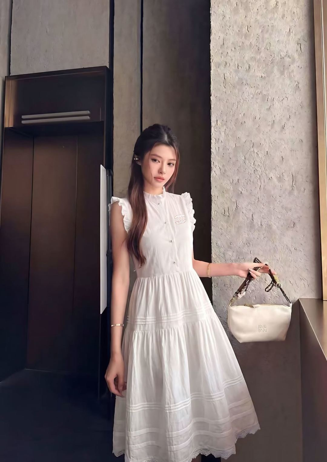 Chan 26ss Sleeveless Tiered Ruffle Midi Dress