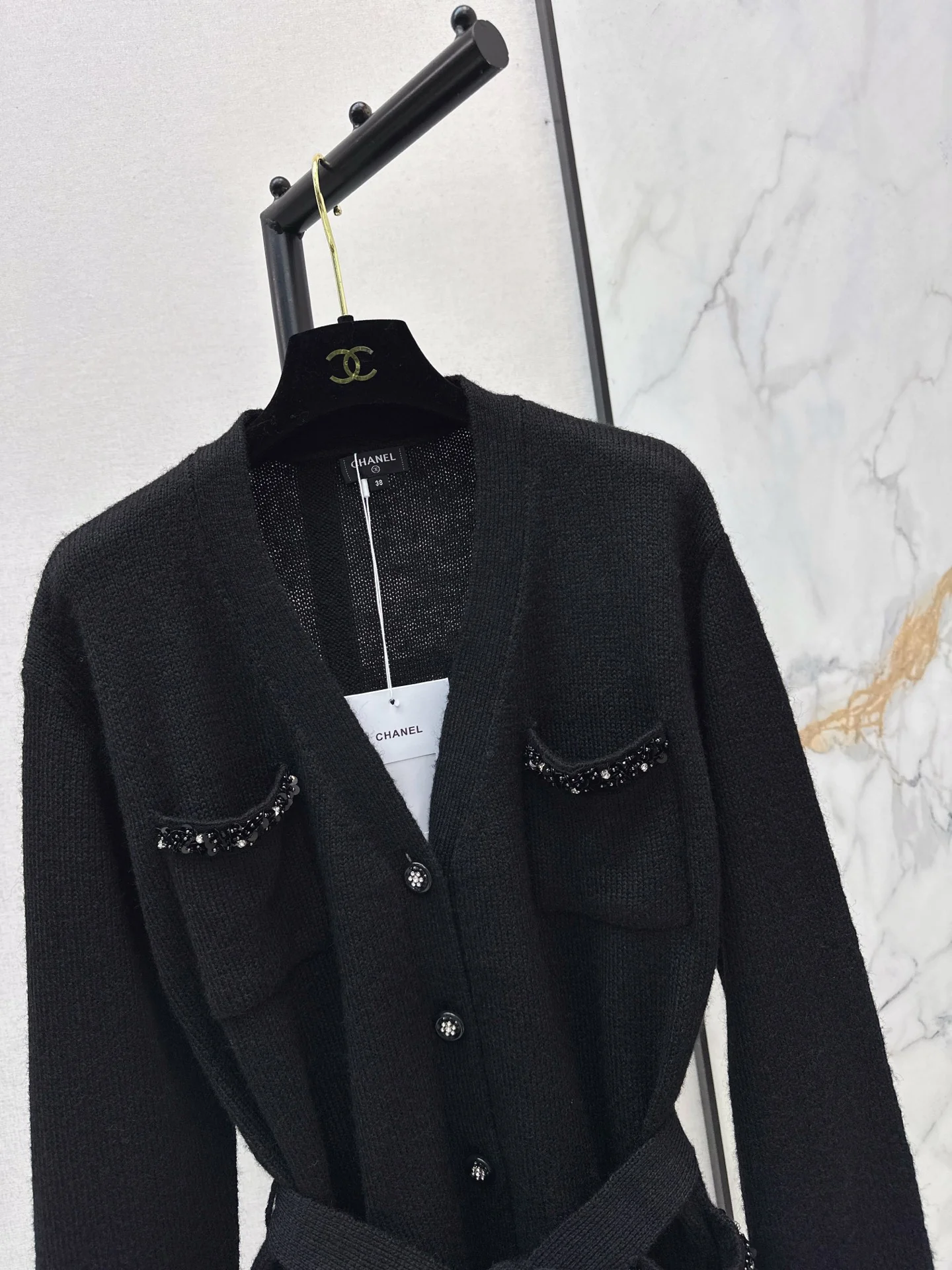 Chan 25fw v-neck cardigan