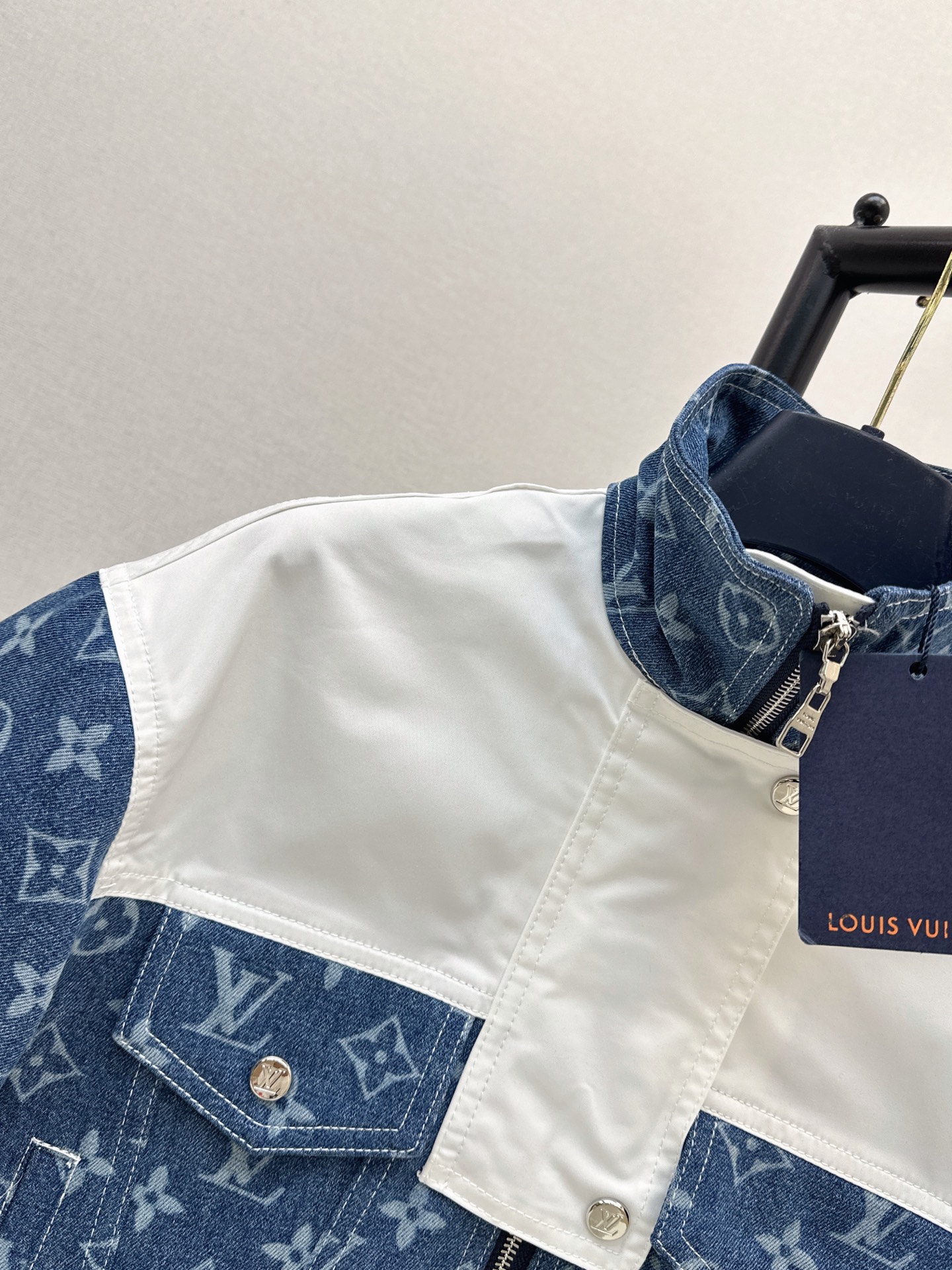 Loui 26ss crooped top