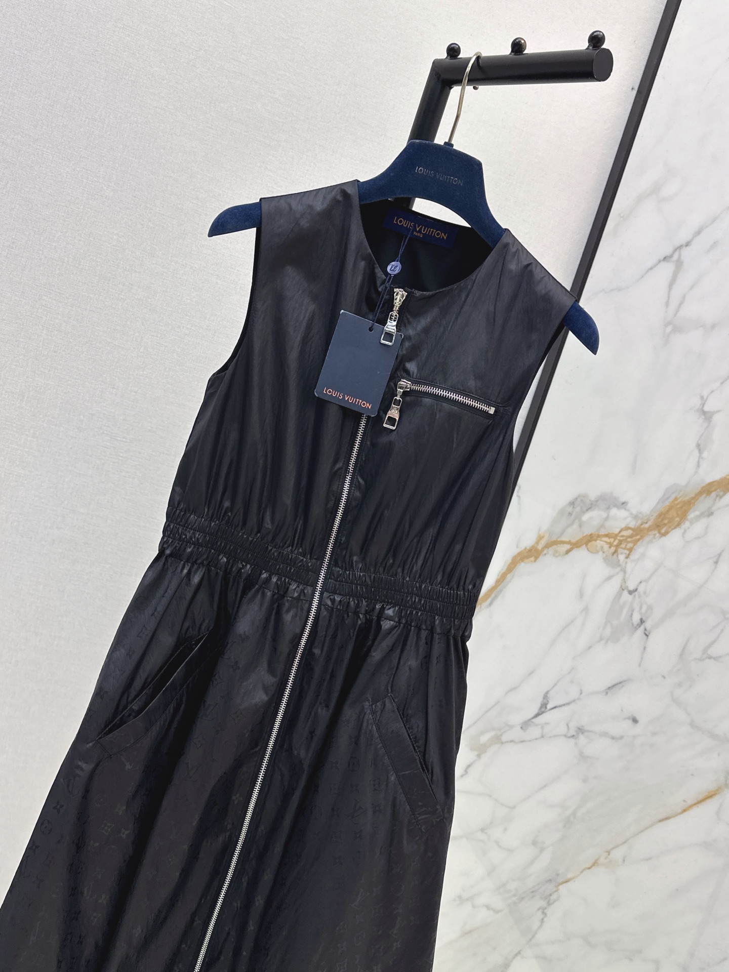 Loui 26ss sleeveless zipper dress