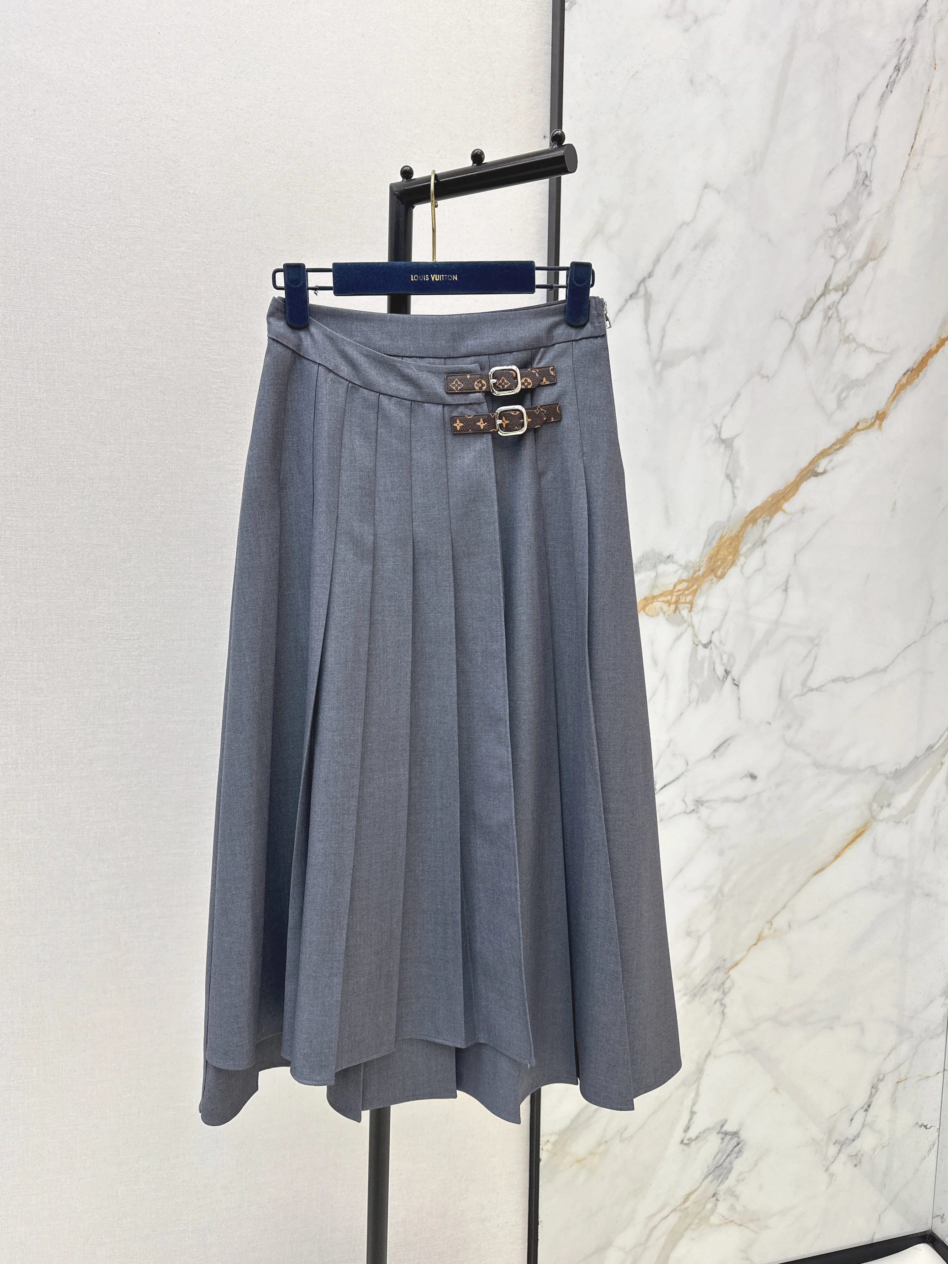 Louis 26ss pleated skirts