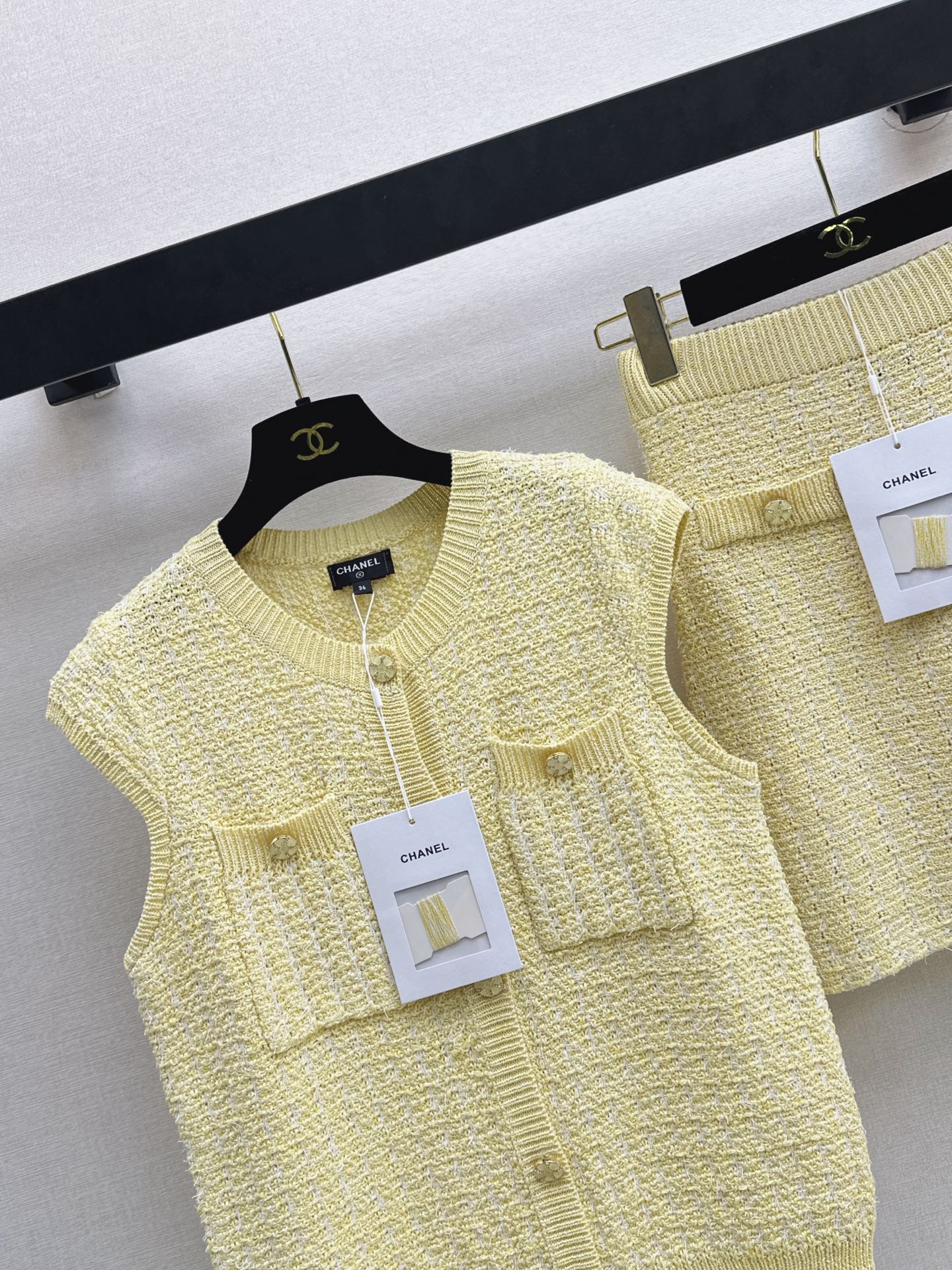 Chan 26ss sleeveless knit cardigan skirt set