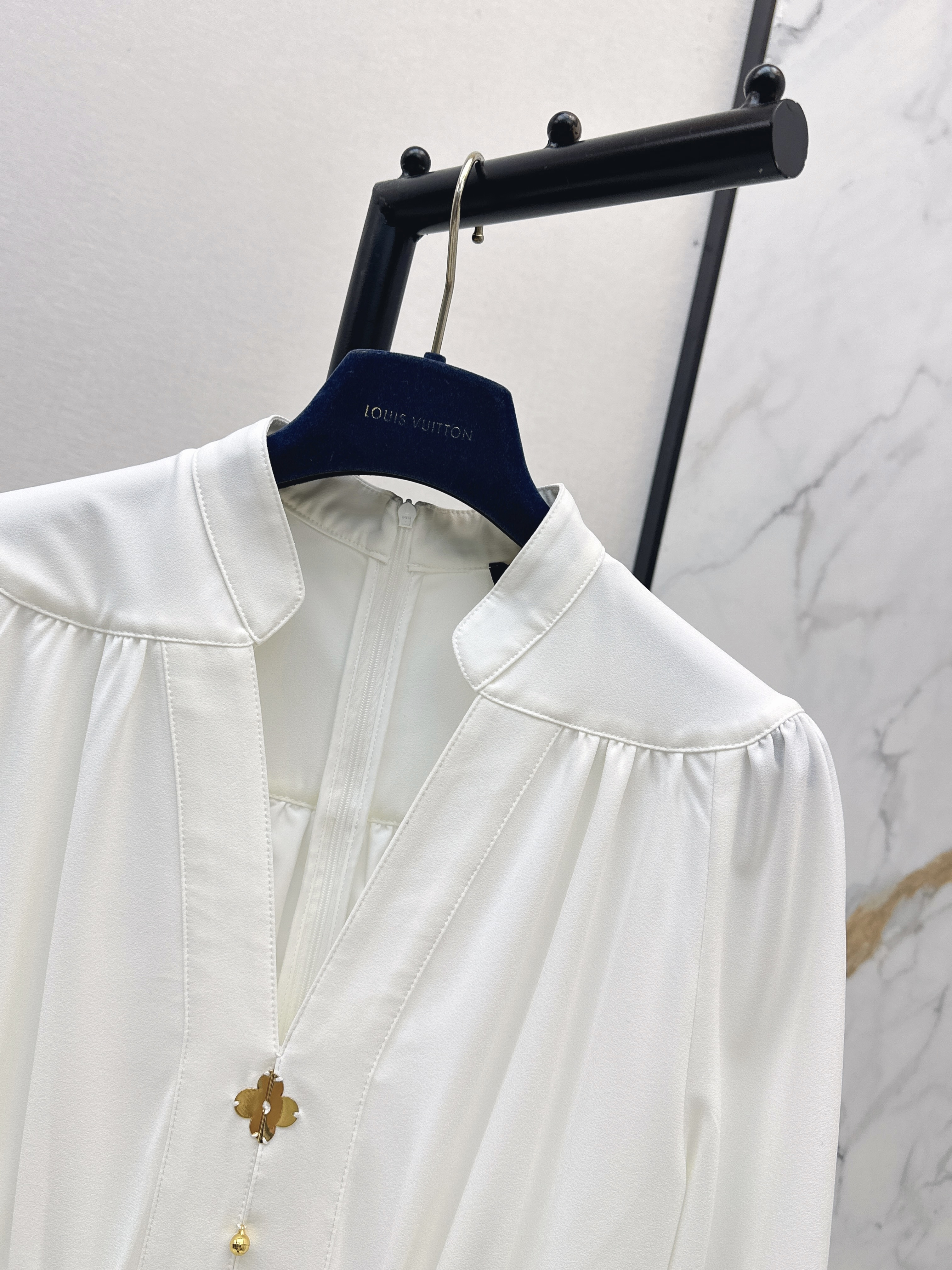 Loui 26ss empire-waist maxi dress