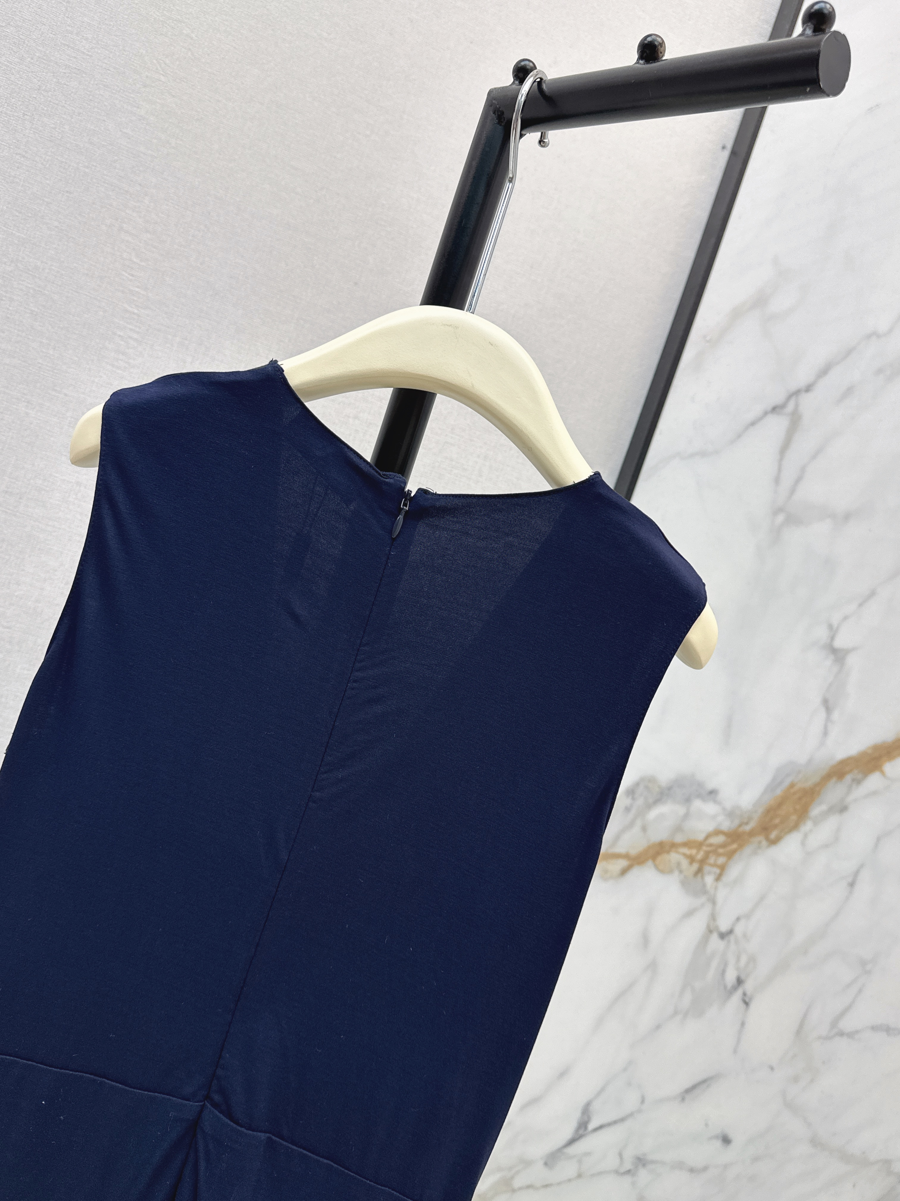 Ralp 26ss sleeveless v-neck dress