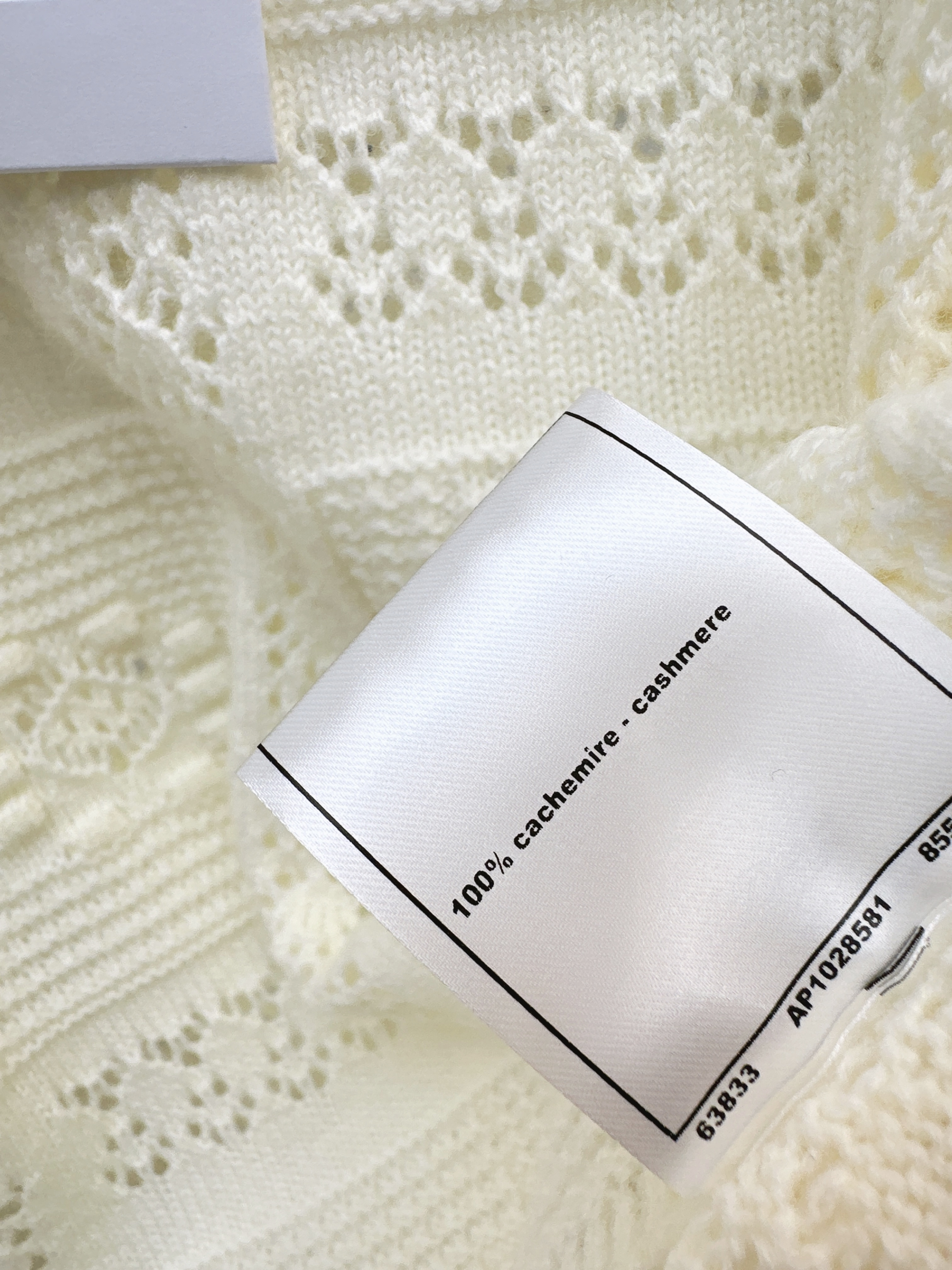 Chan 26ss lace sweater