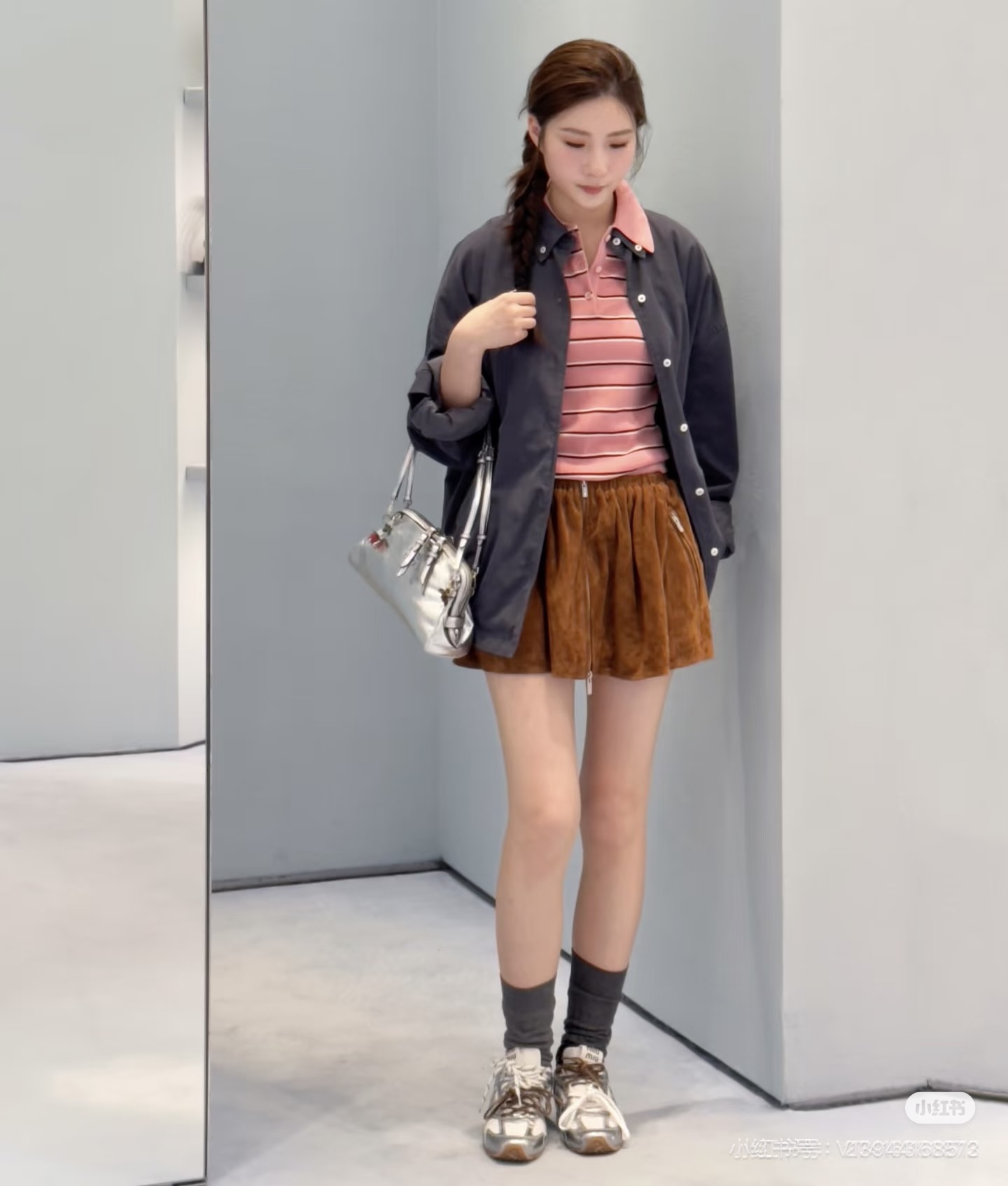 Miu 26ss suede leather mini skirt