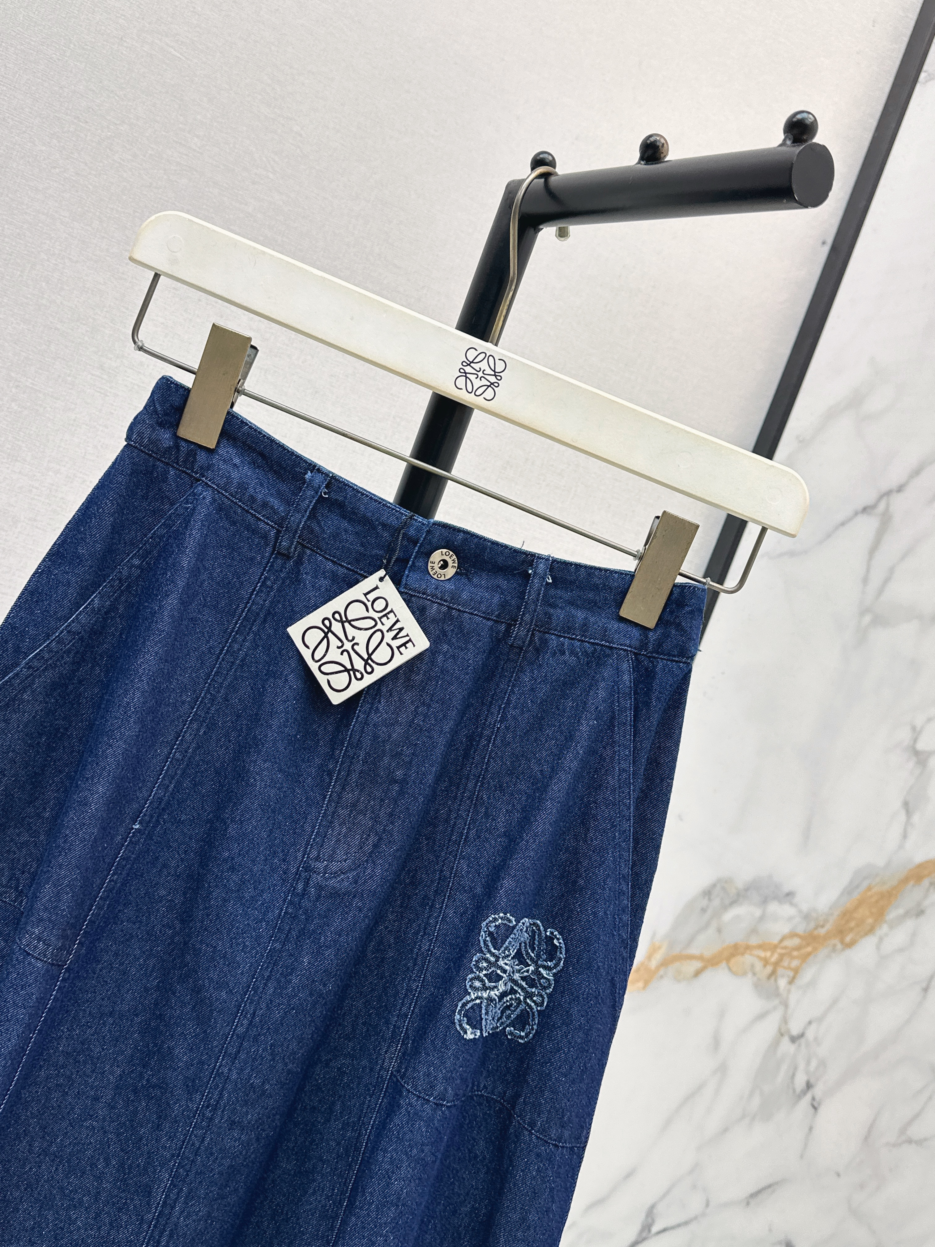 Loe 26ss High-Waisted A-Line Denim Skirt