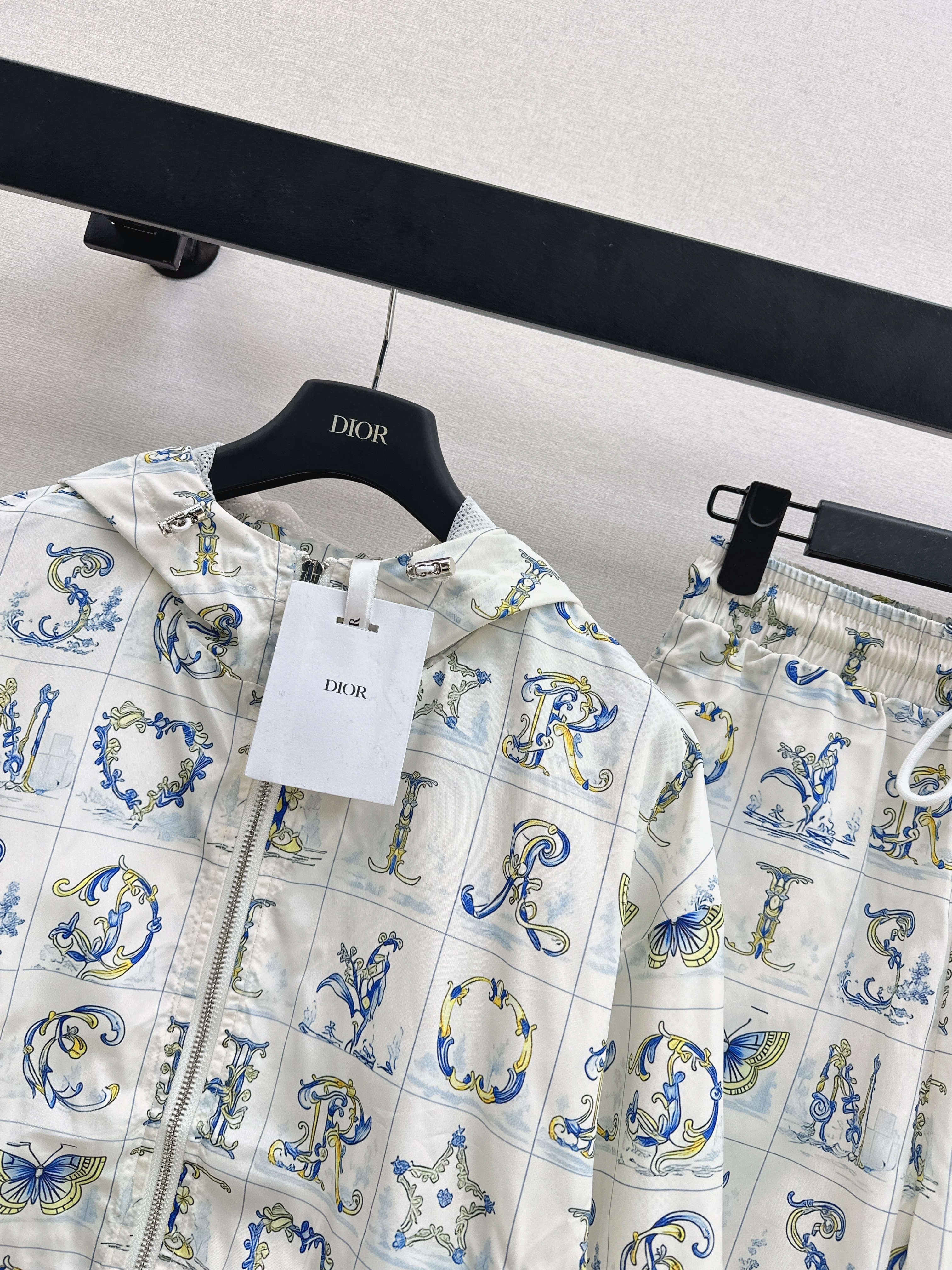 CD 26ss print outfit sets