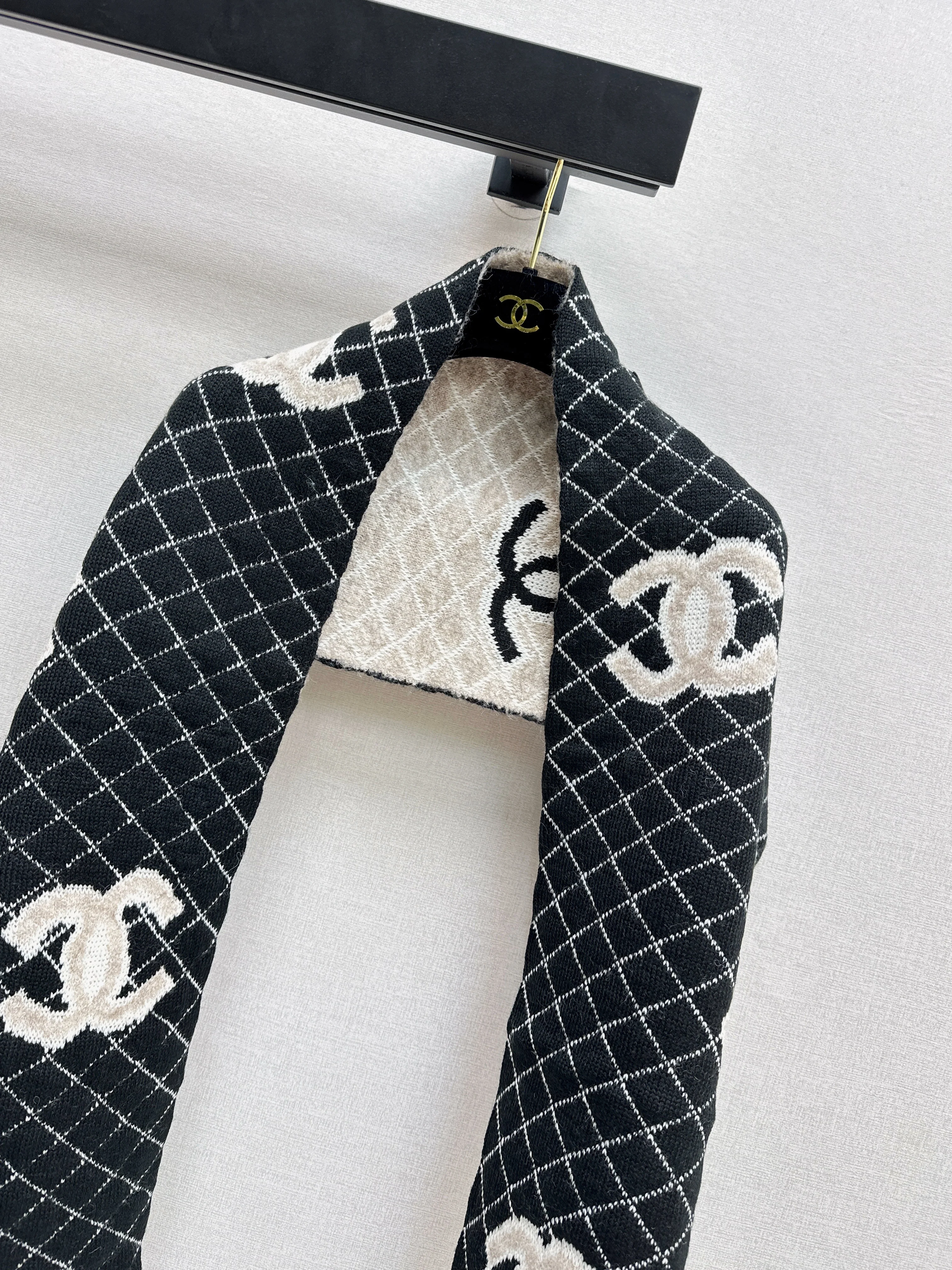 Chan 26ss cashmere scarf