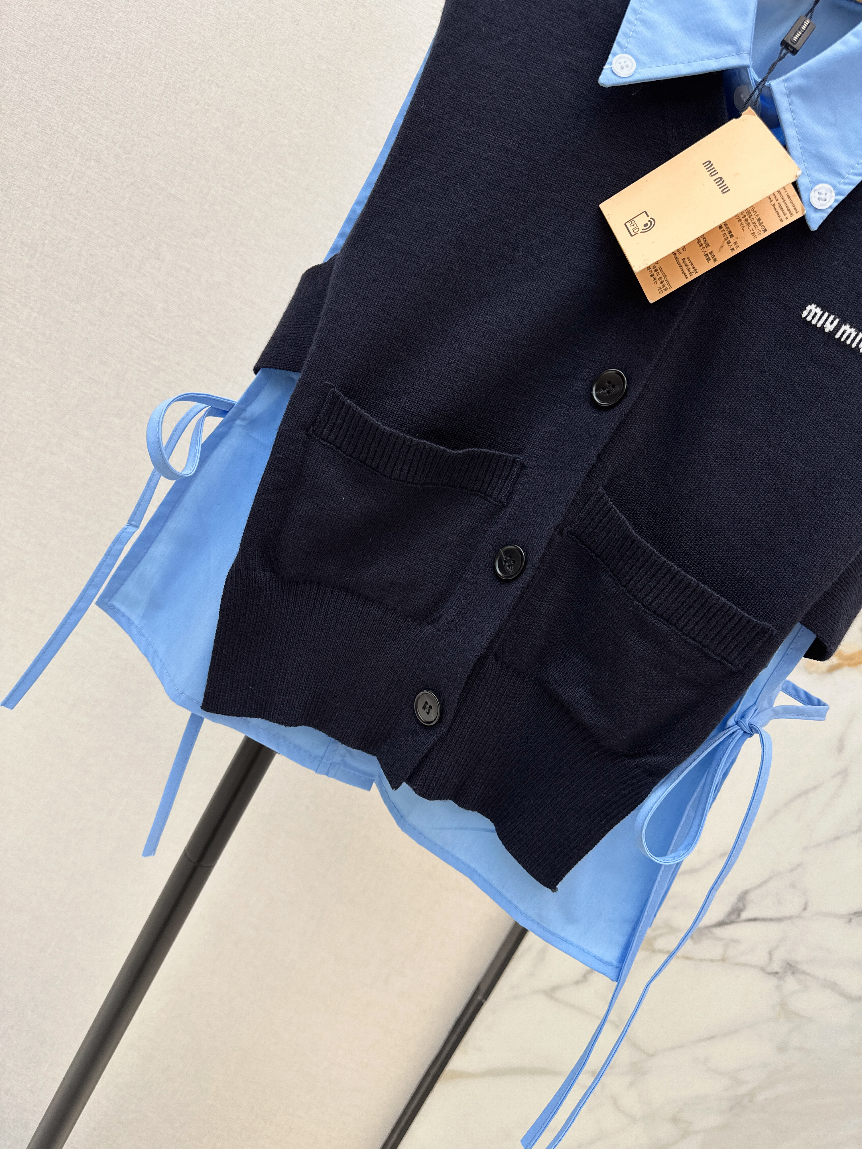 Miu 26ss knit vest sleeveless shirt set