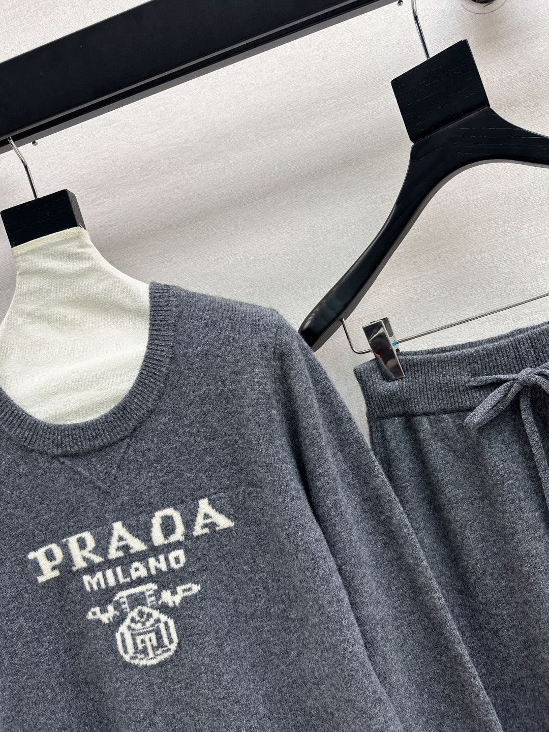 Pra 25fw sweater pants set