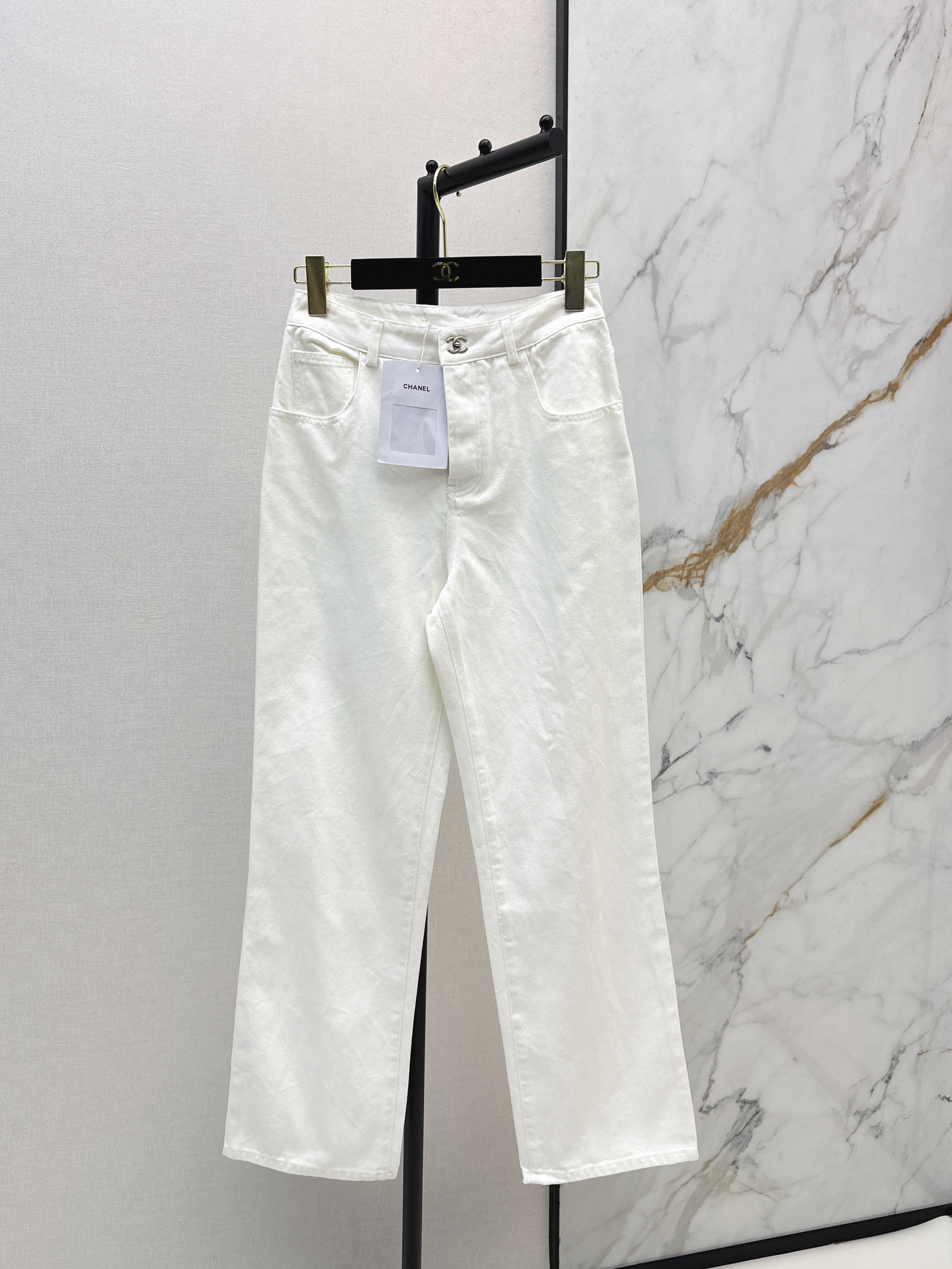 Chan 26ss straight jaens