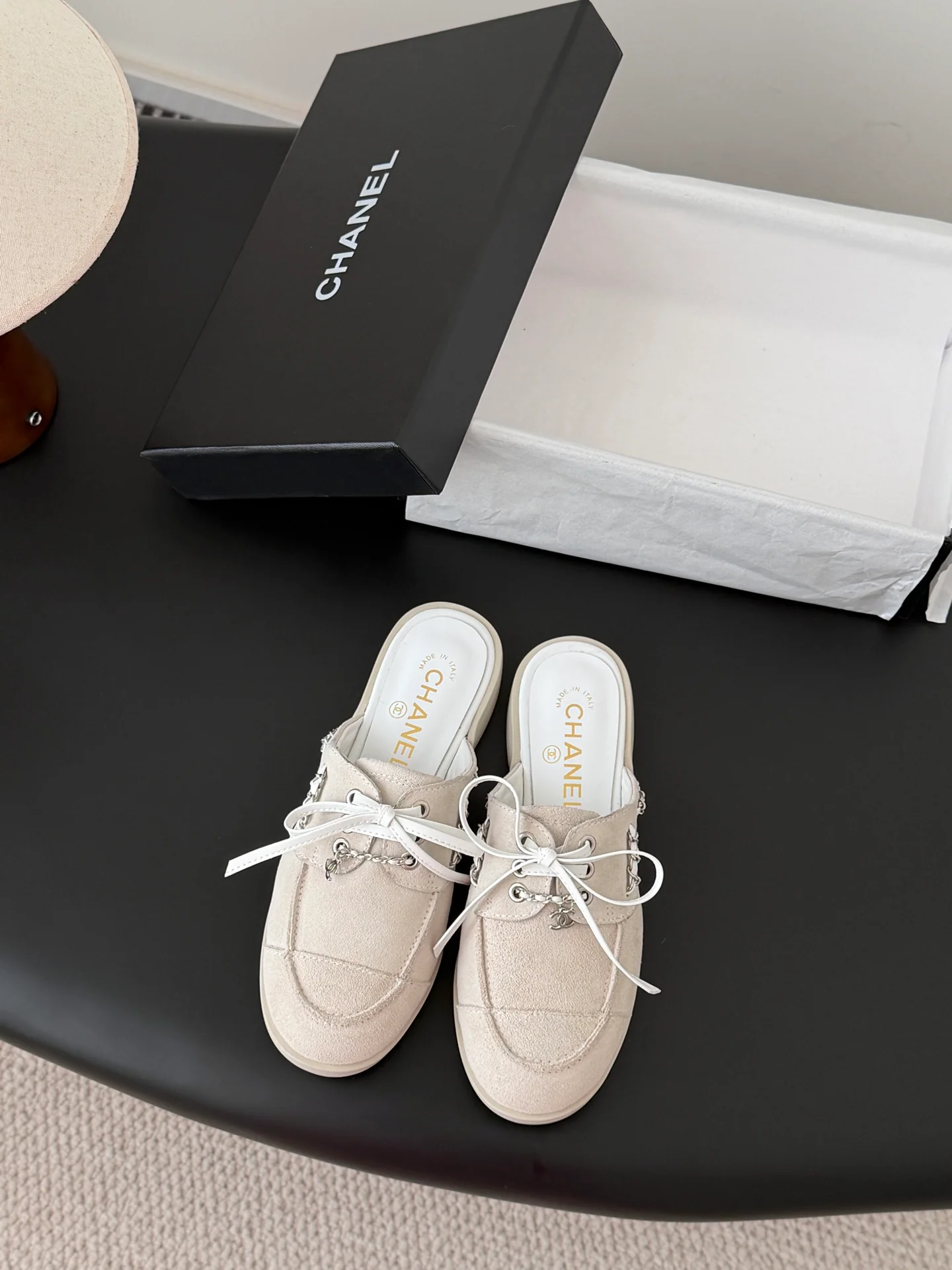 Chan 26ss slip-on shoes
