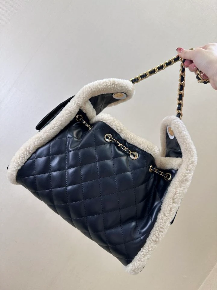 Chan 25fw bag