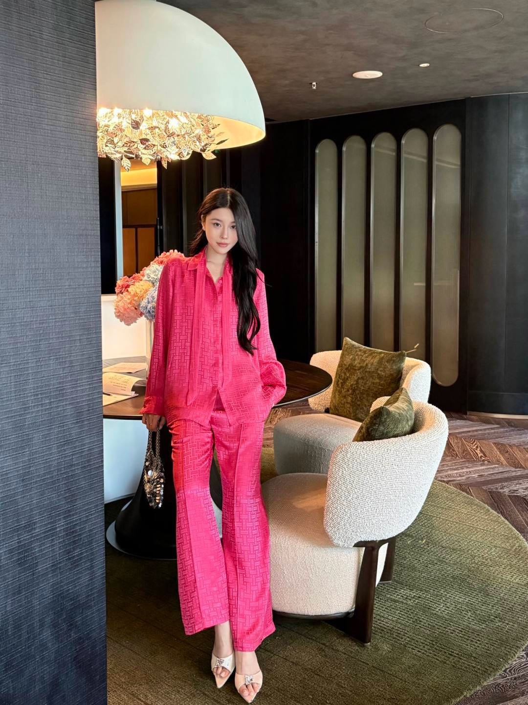 Her 26ss jacquard silk shirt