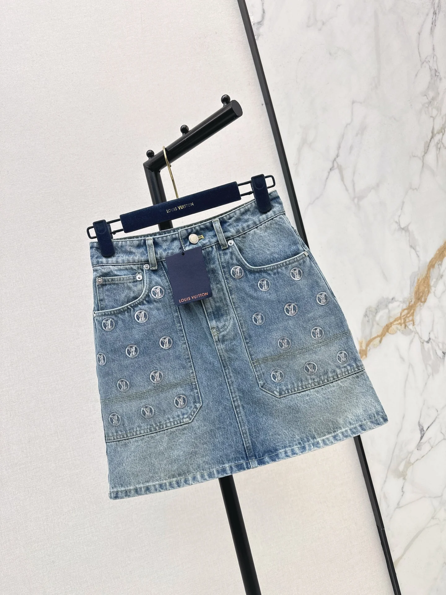 Louis 25fw embroidery denim skirts coin sequins