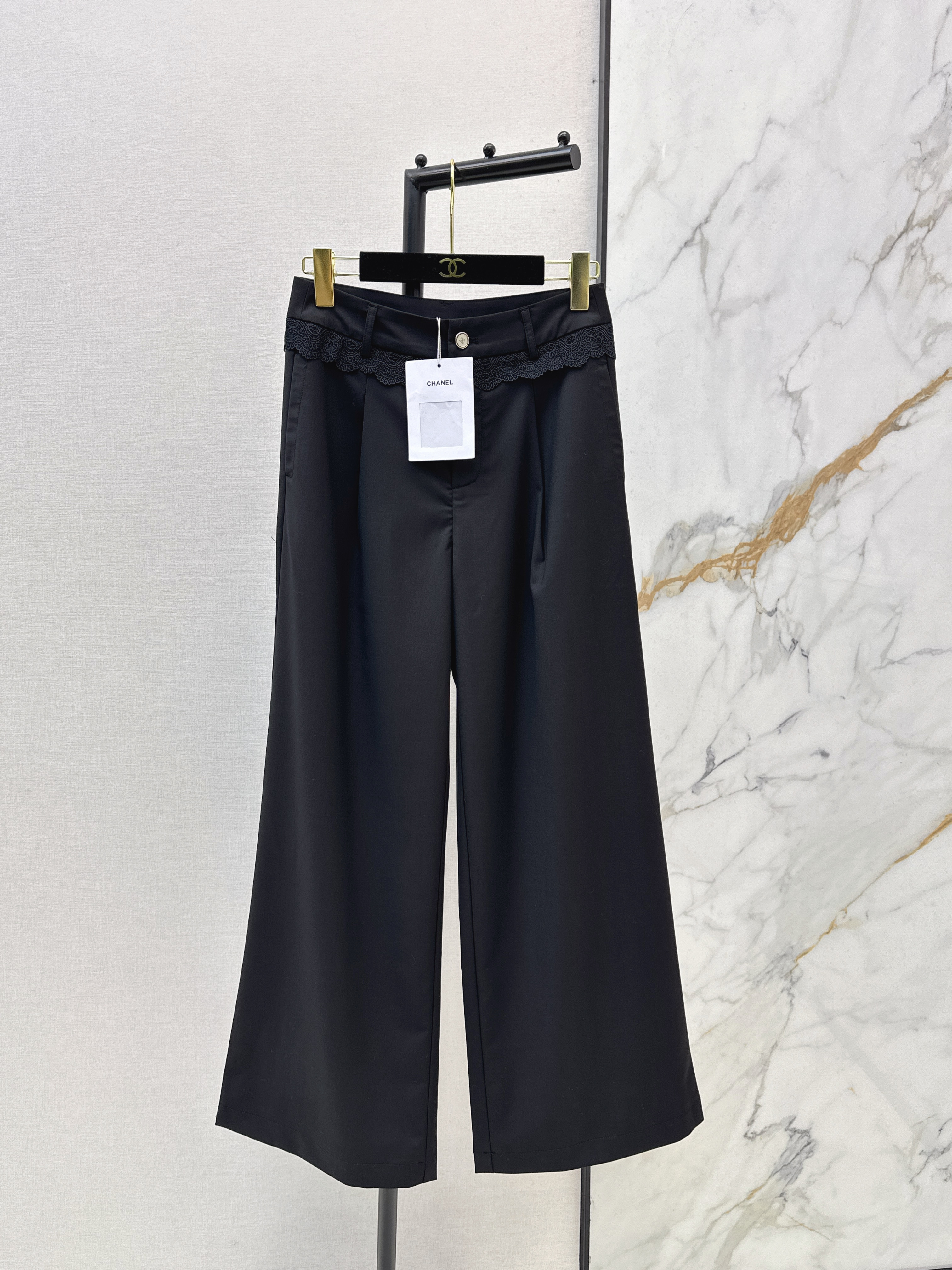 Chan 26ss contract lace pants