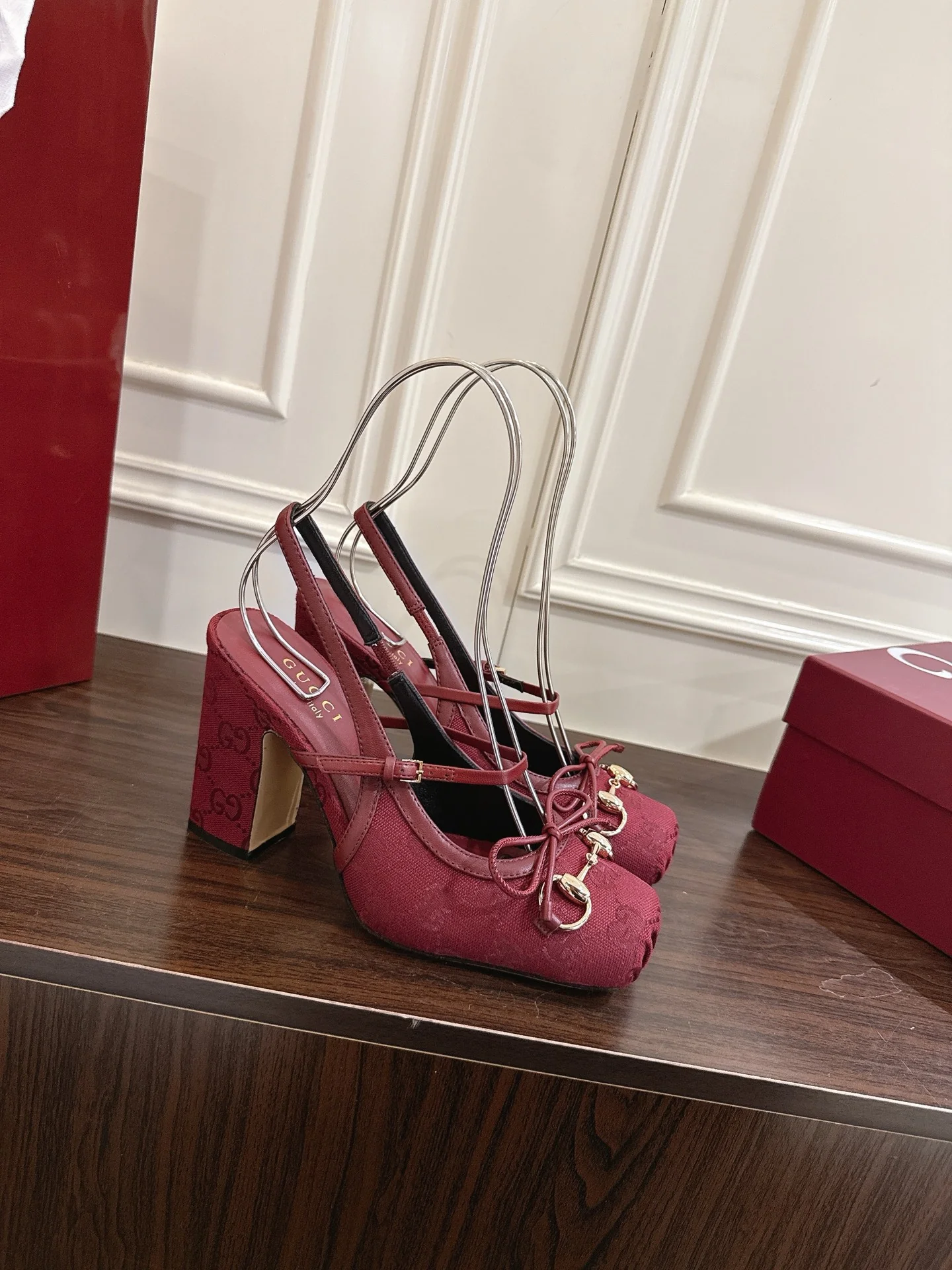 Guc 25fw pumps