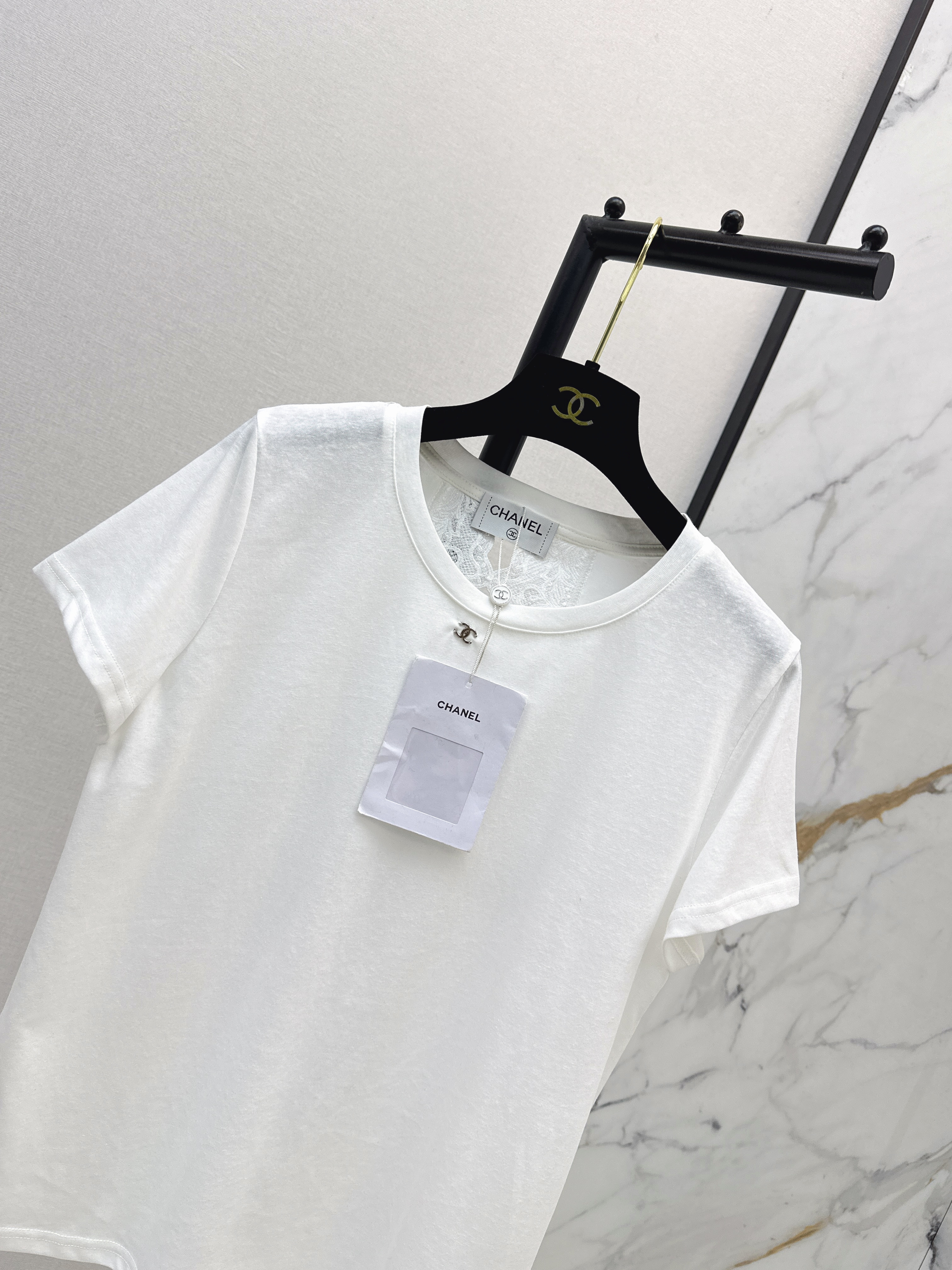 Chan 26ss lace hollow t-shirt