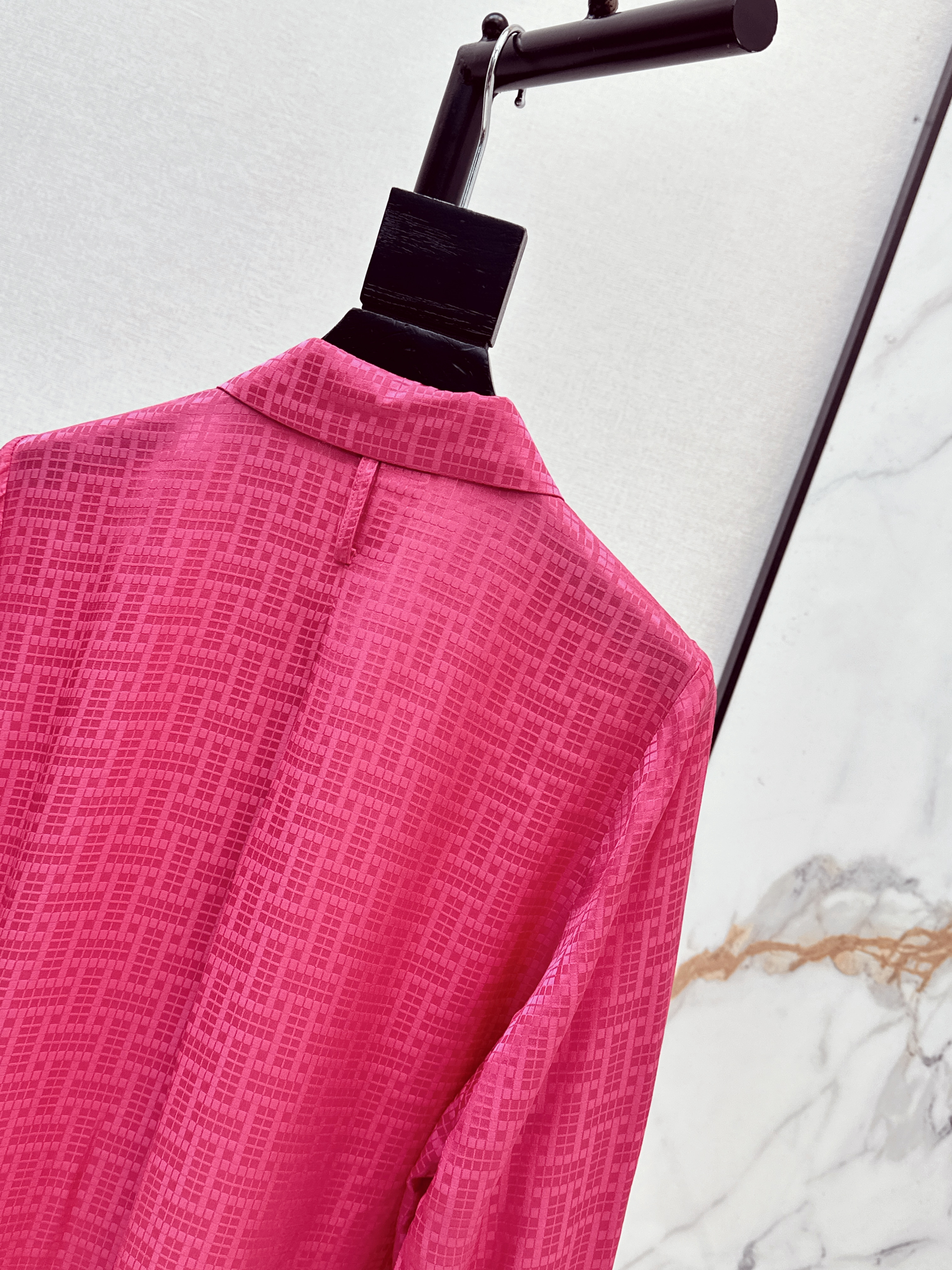 Her 26ss jacquard silk shirt