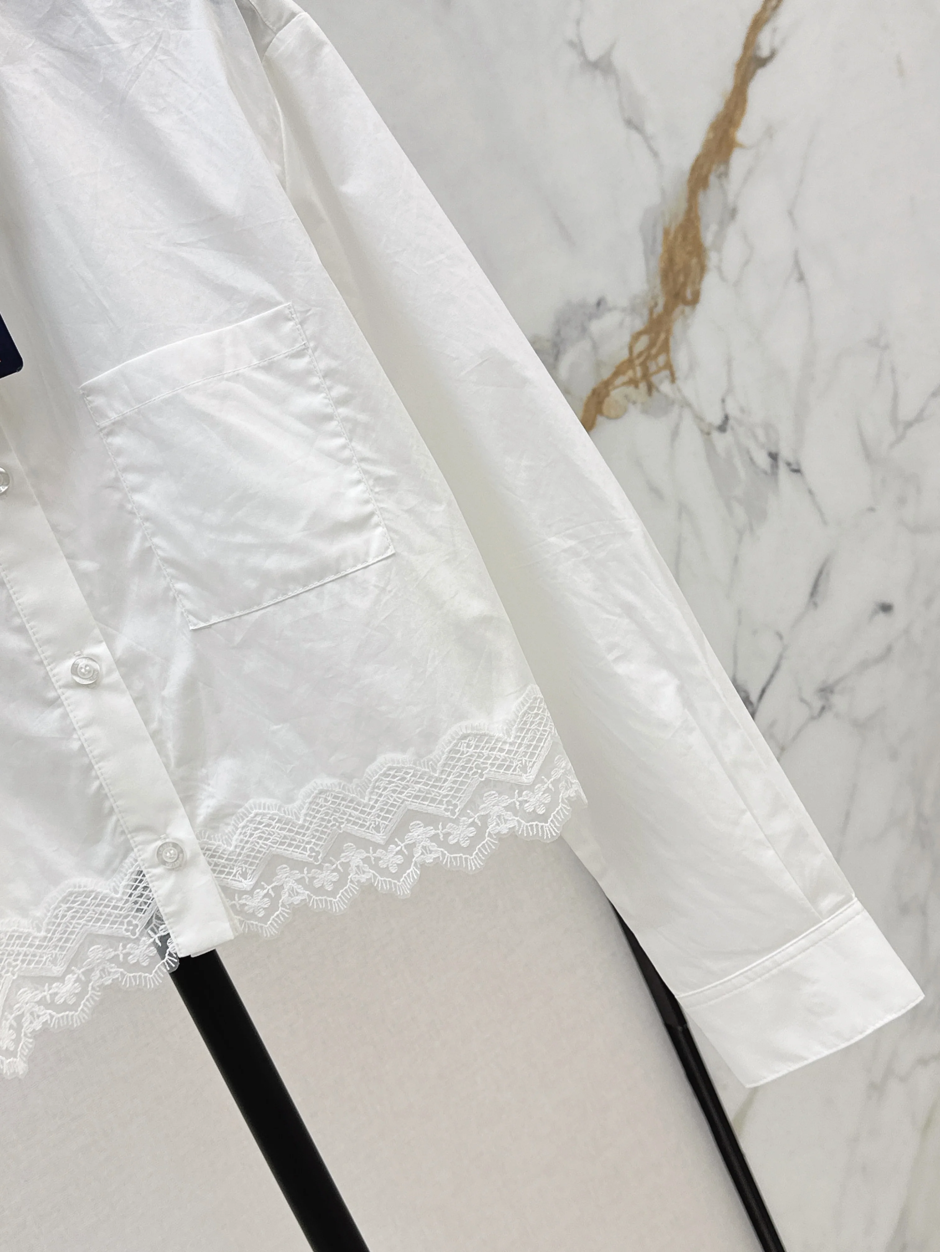 Louis 26ss lace trim shirts
